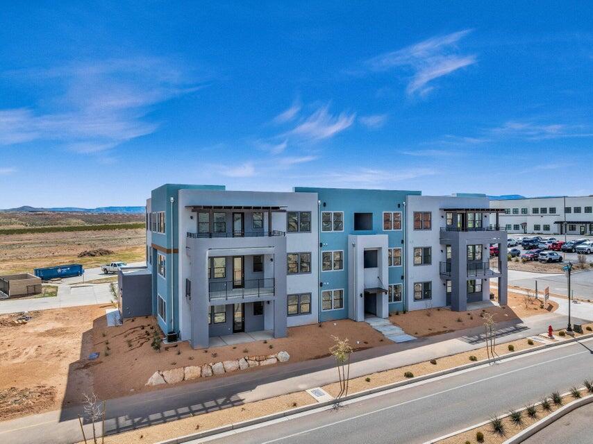DESERT COLOR AUBURN HILLS - Residential