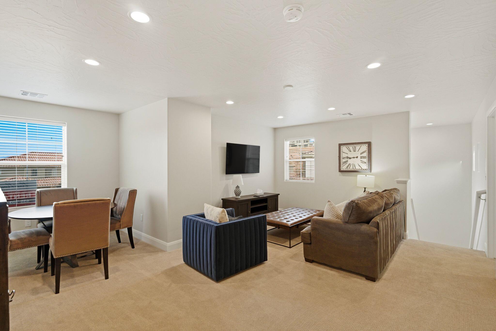 ESCONDIDO AT SIENNA HILLS - Residential