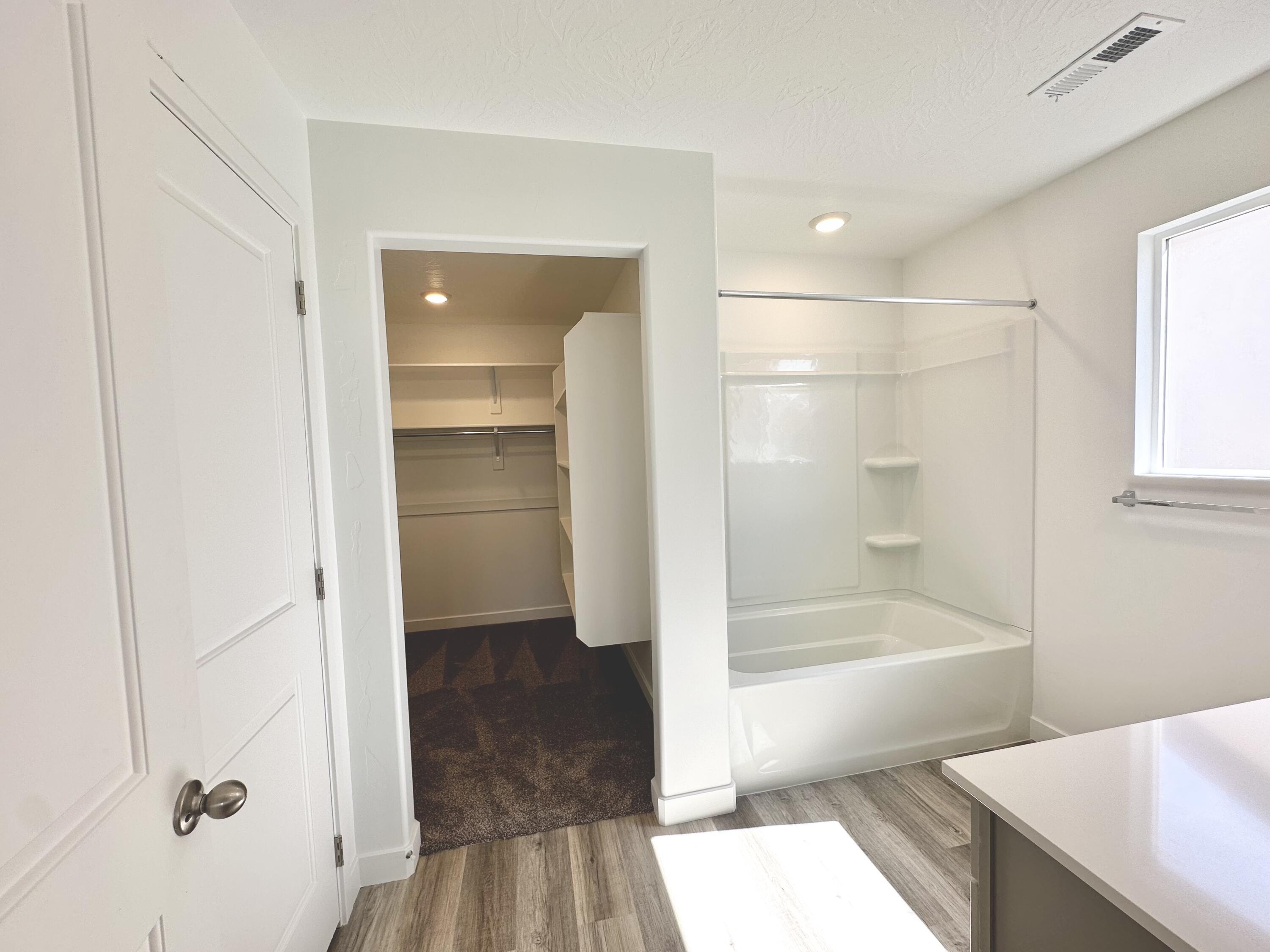 STARR SPRINGS AT LONG VALLEY - Residential