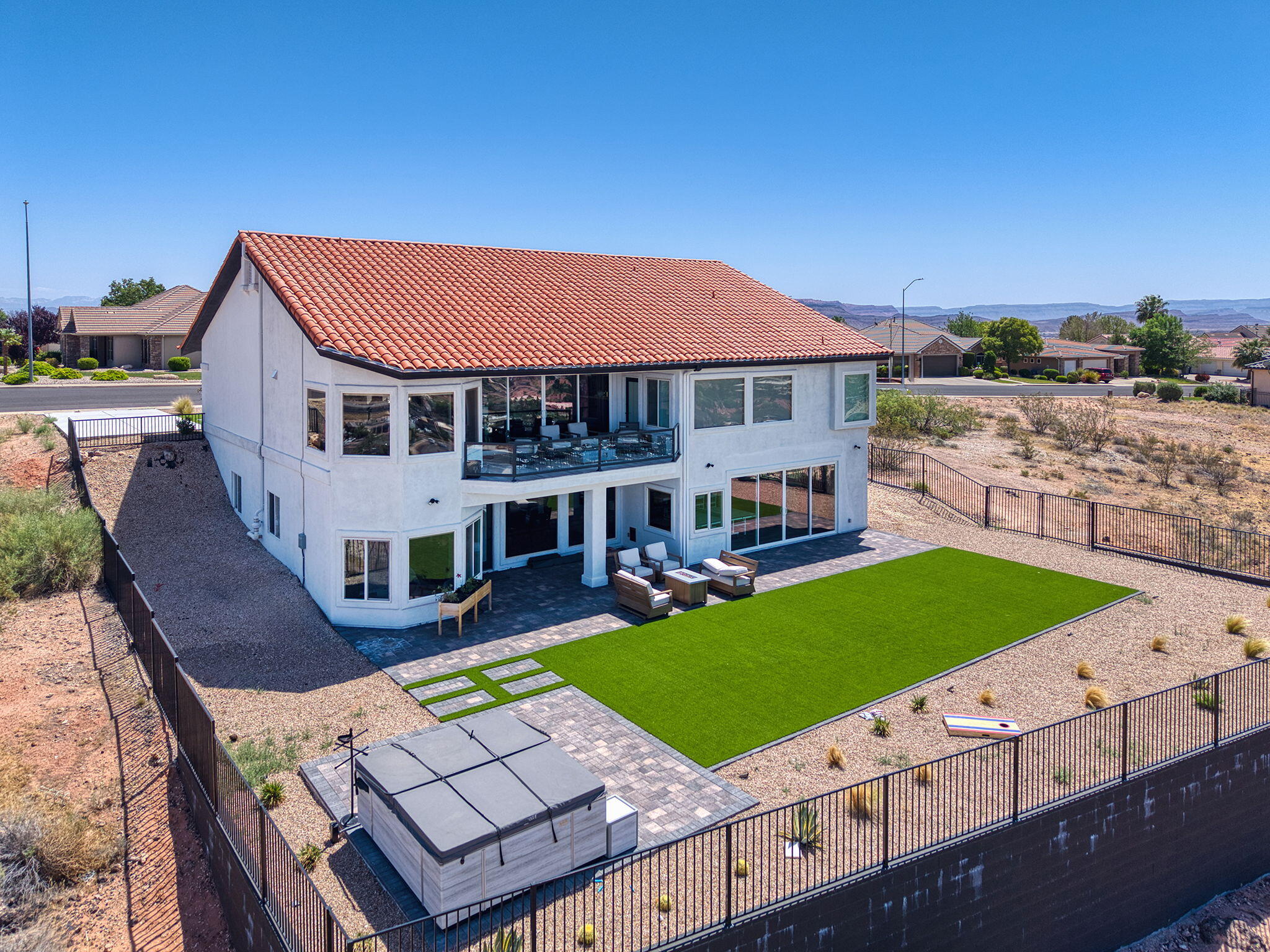 EAST RIDGE - Residential