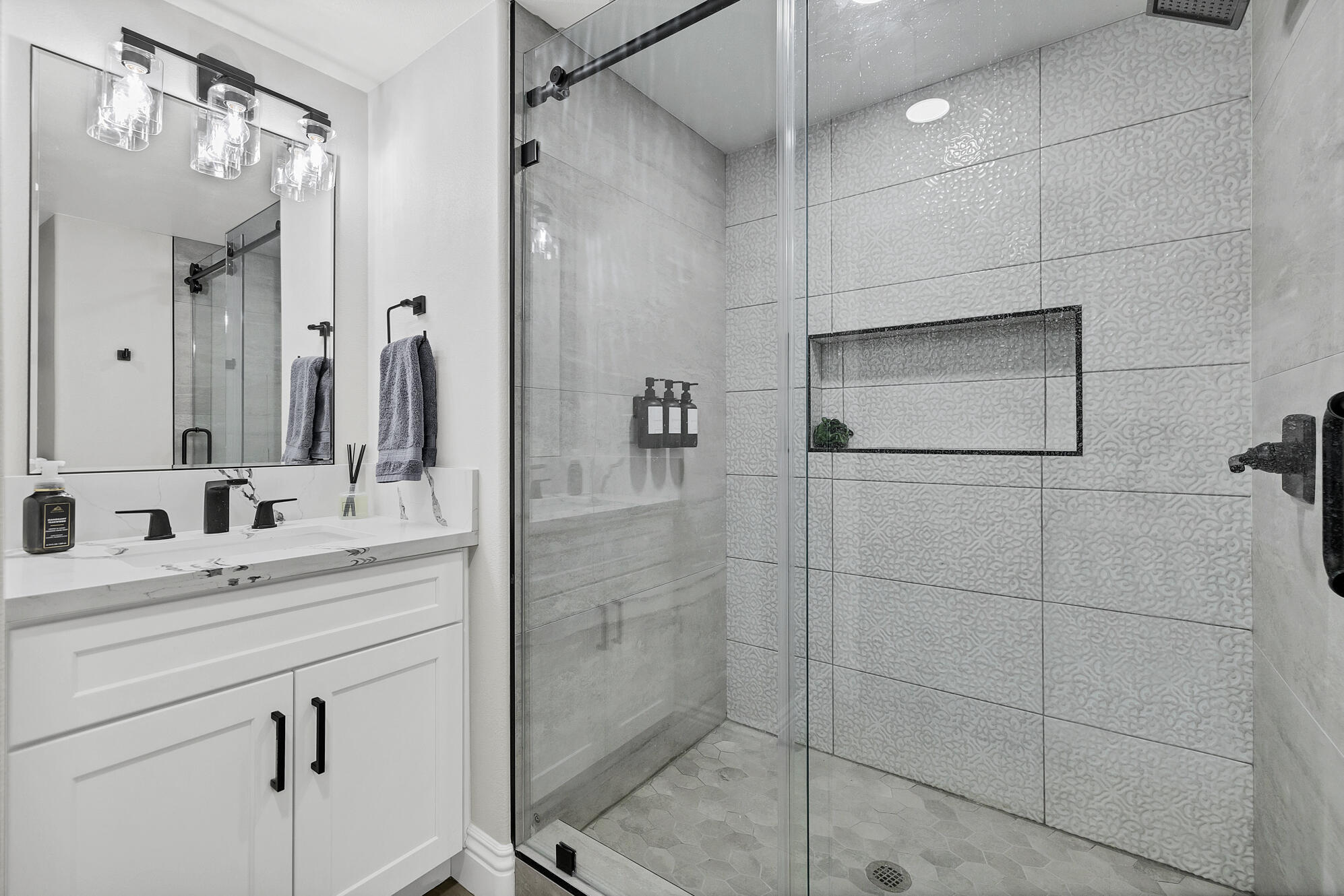 EAST RIDGE - Residential