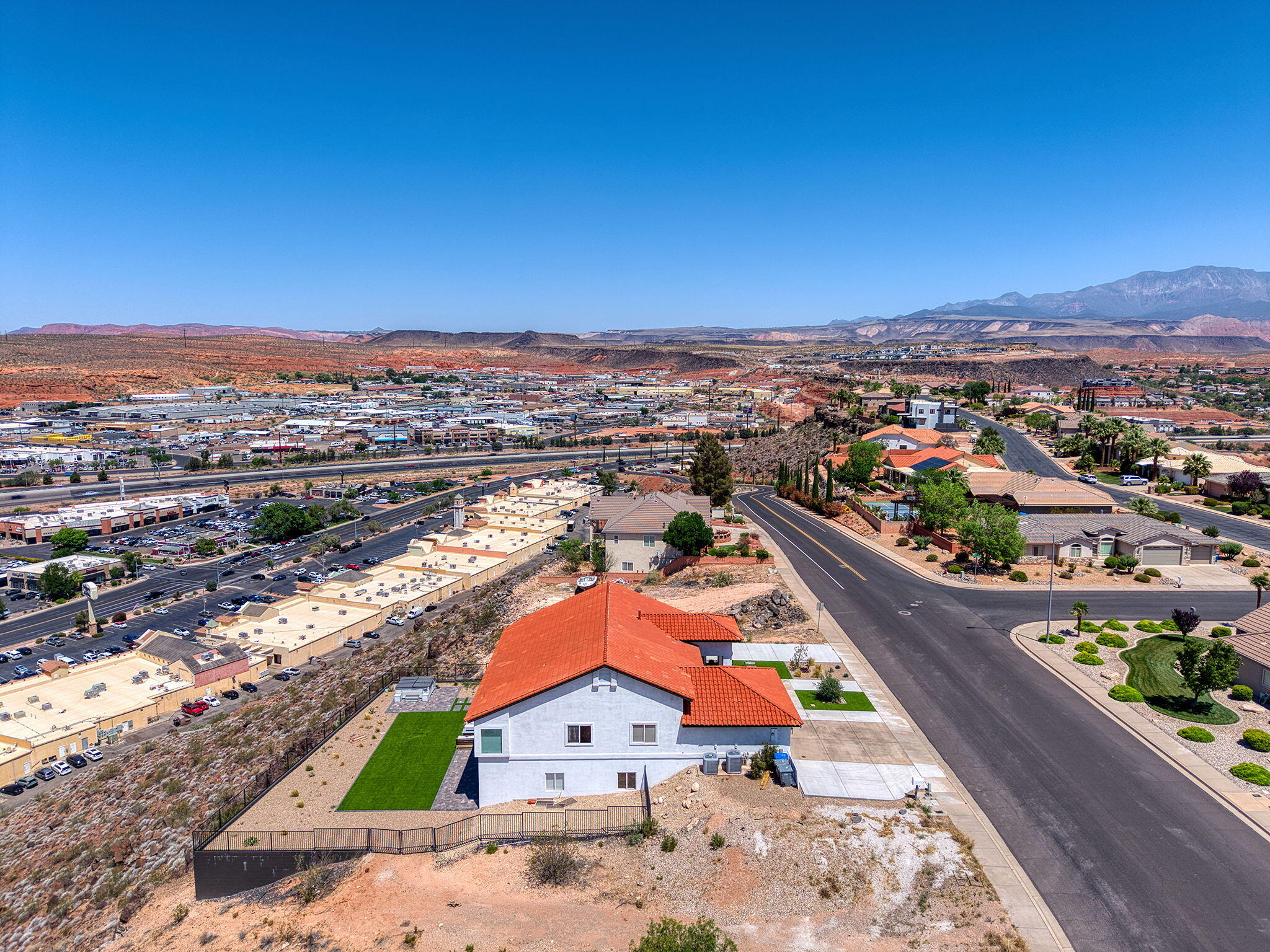EAST RIDGE - Residential