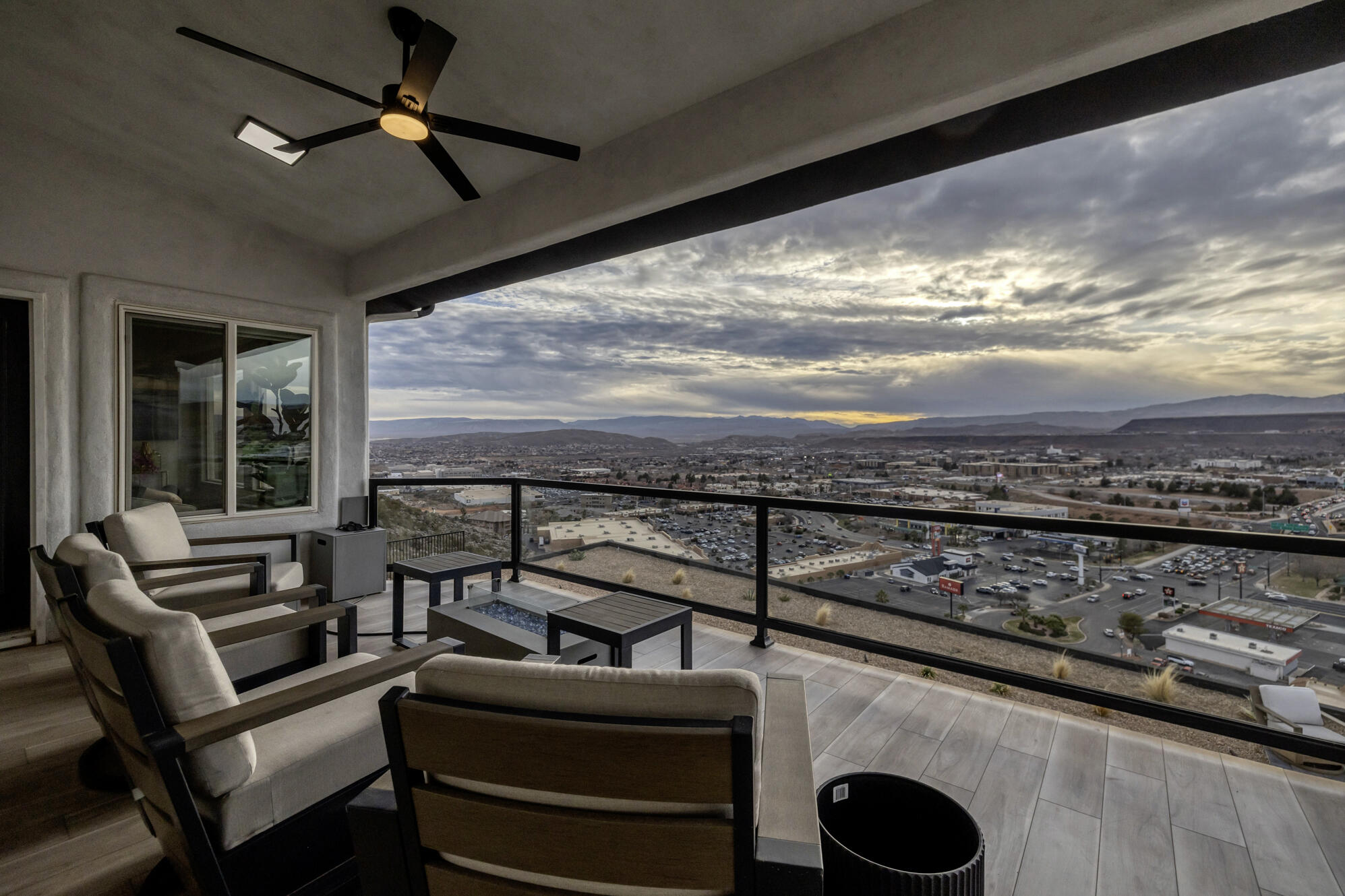 EAST RIDGE - Residential