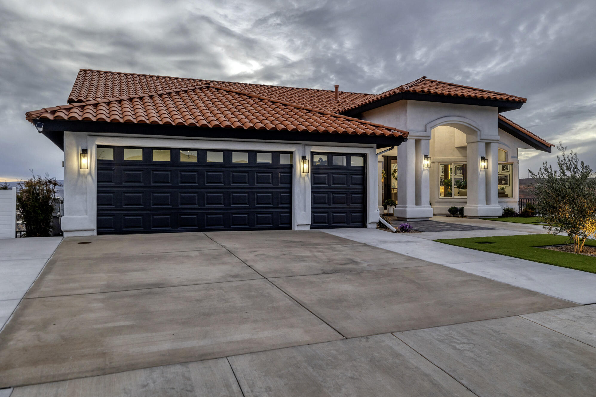 EAST RIDGE - Residential