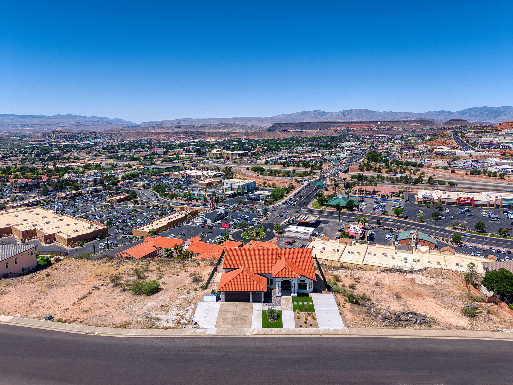 EAST RIDGE - Residential