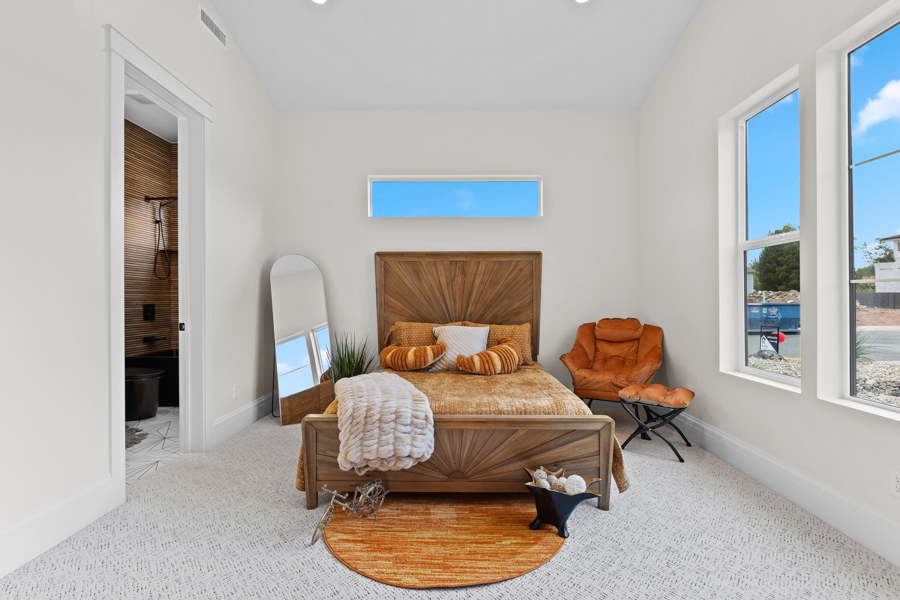 FALCON RIDGE - Residential