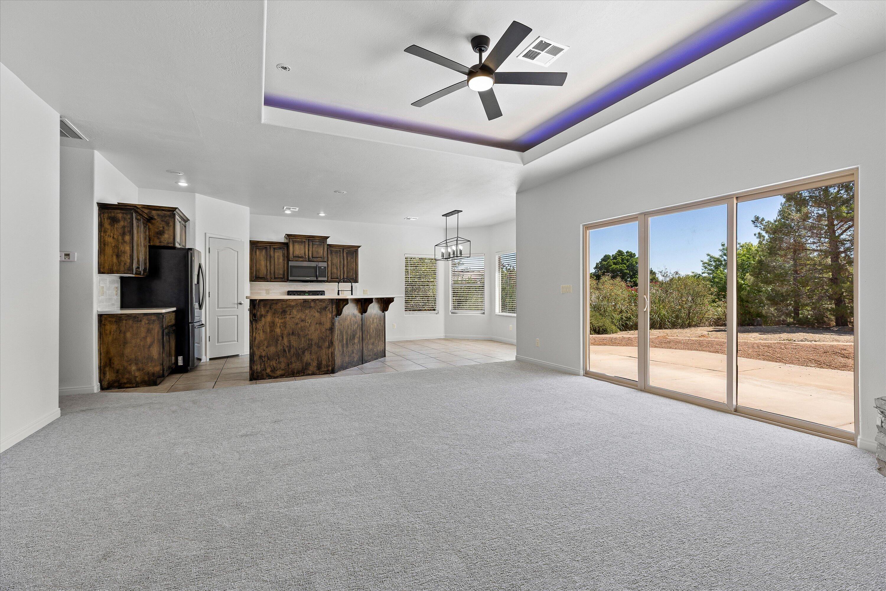 DESERT HILLS - Residential