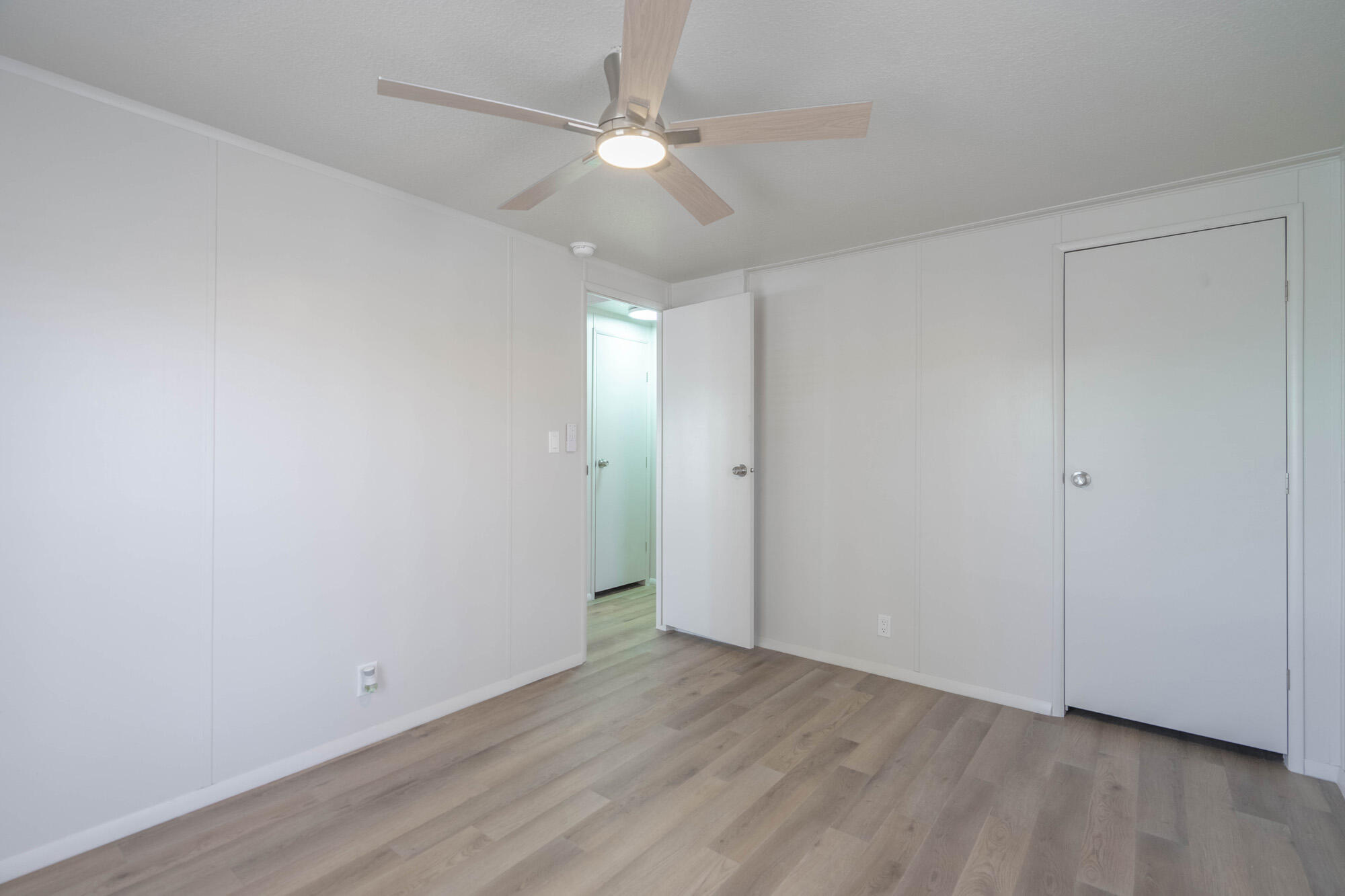 LAVA BLUFF MOBILE HOME PARK - Residential