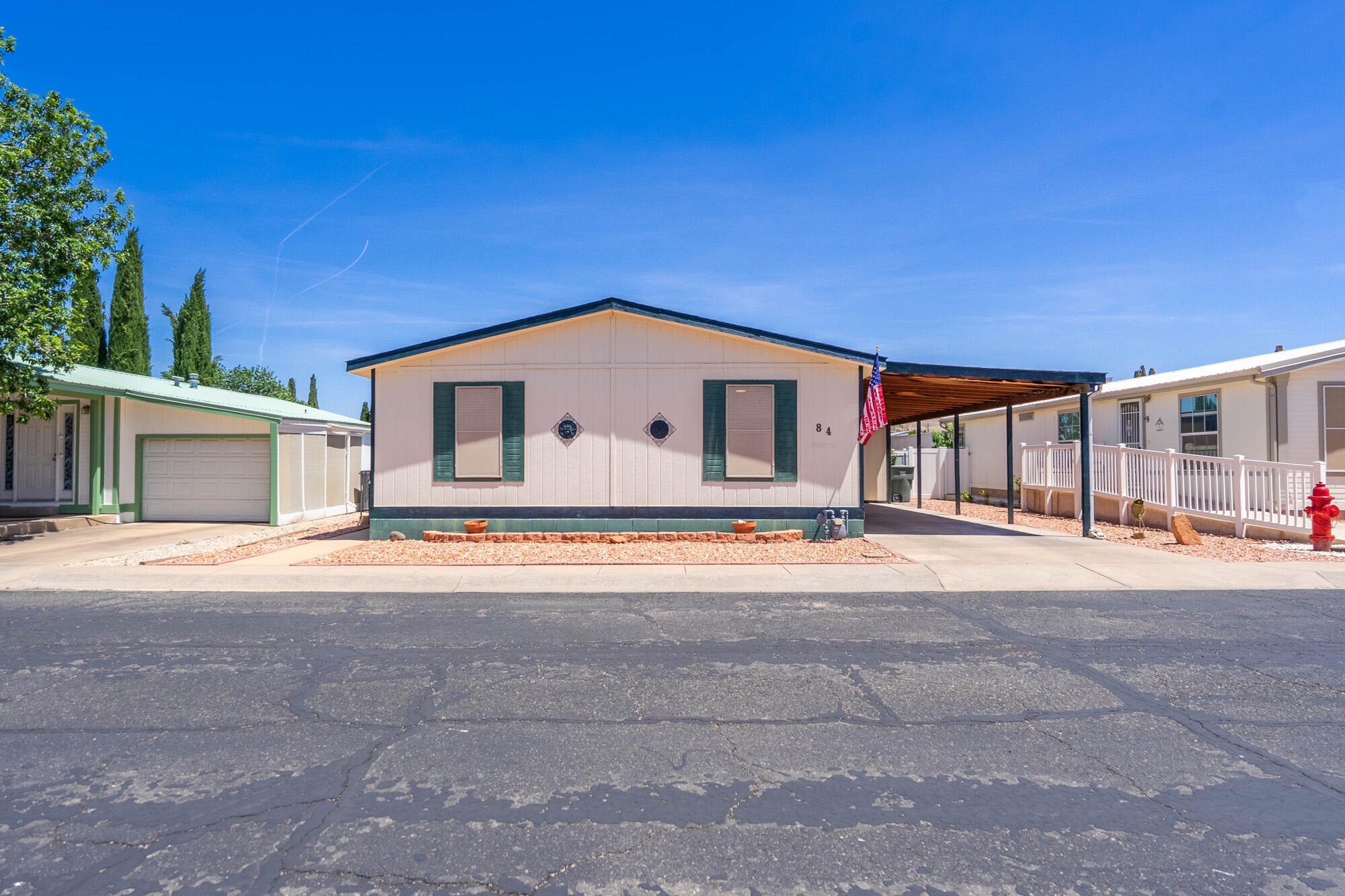 LAVA BLUFF MOBILE HOME PARK - Residential