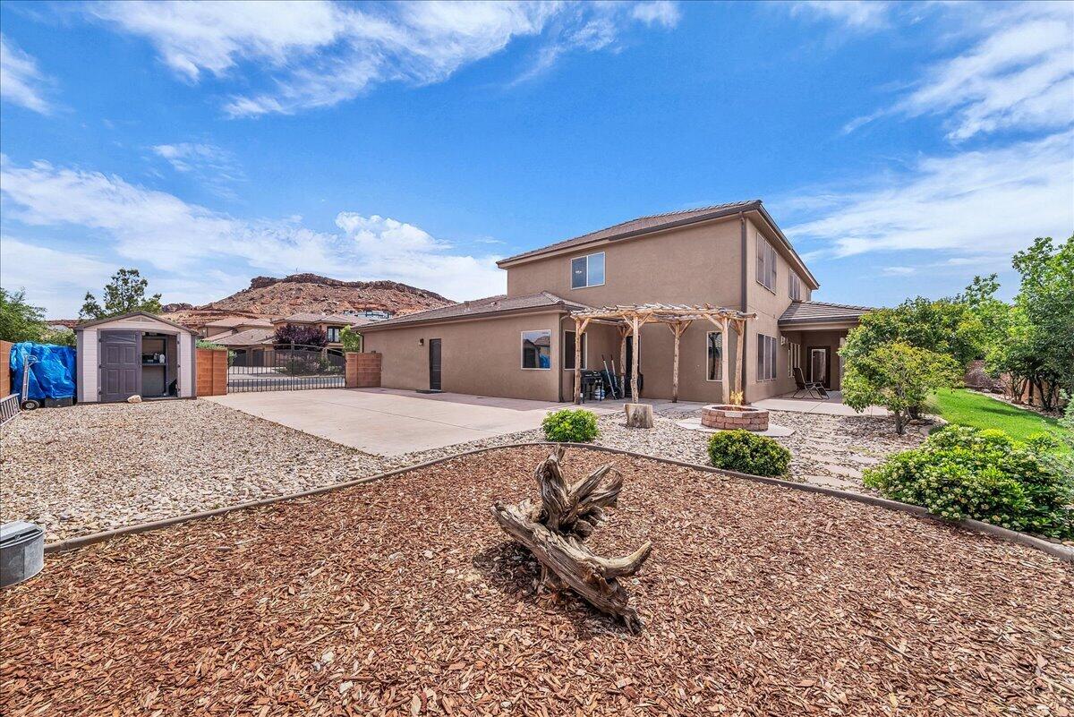 SUN VALLEY ESTATES - Residential