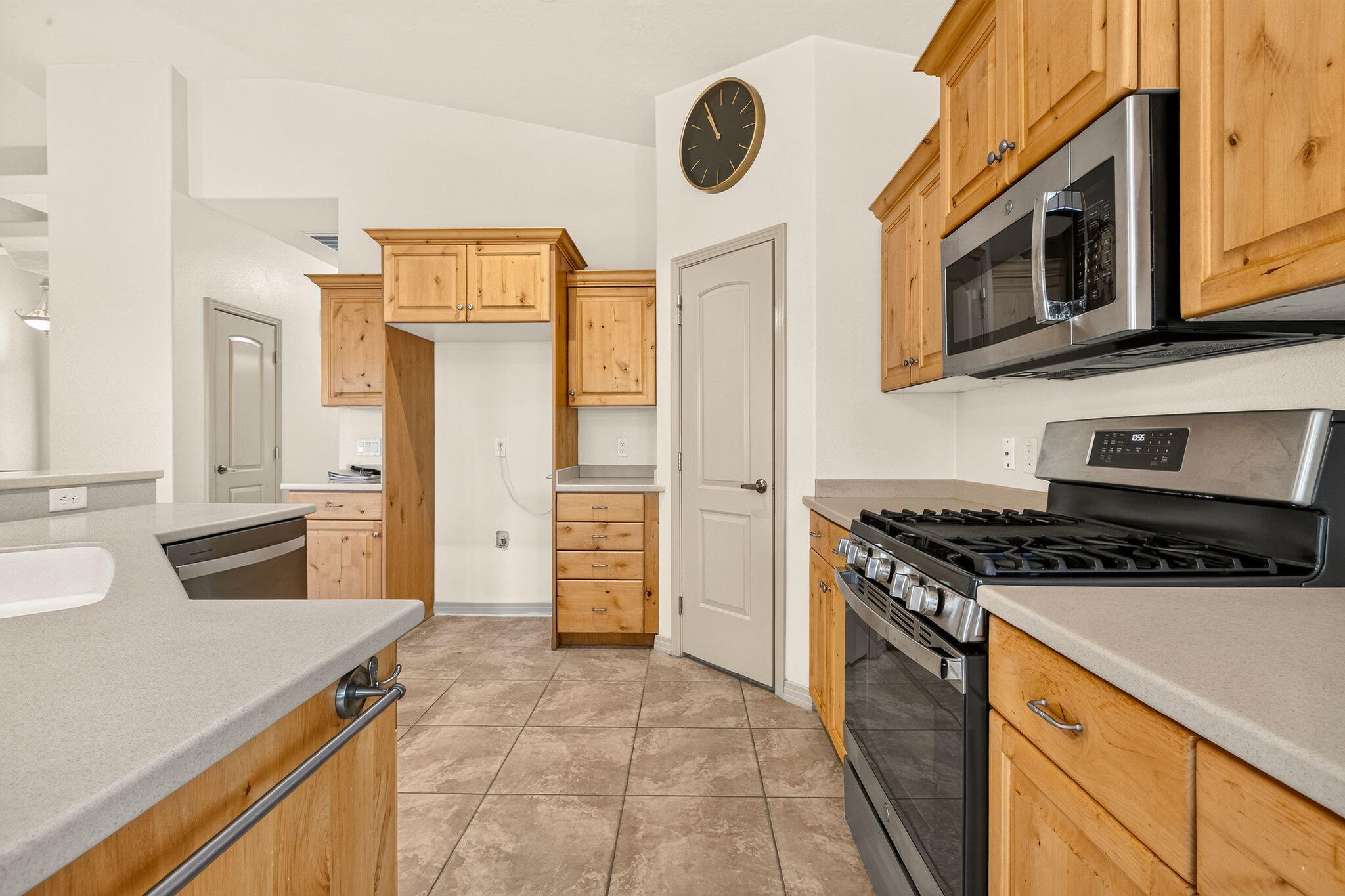 EMERALD SPRINGS TOWNHOMES - Residential