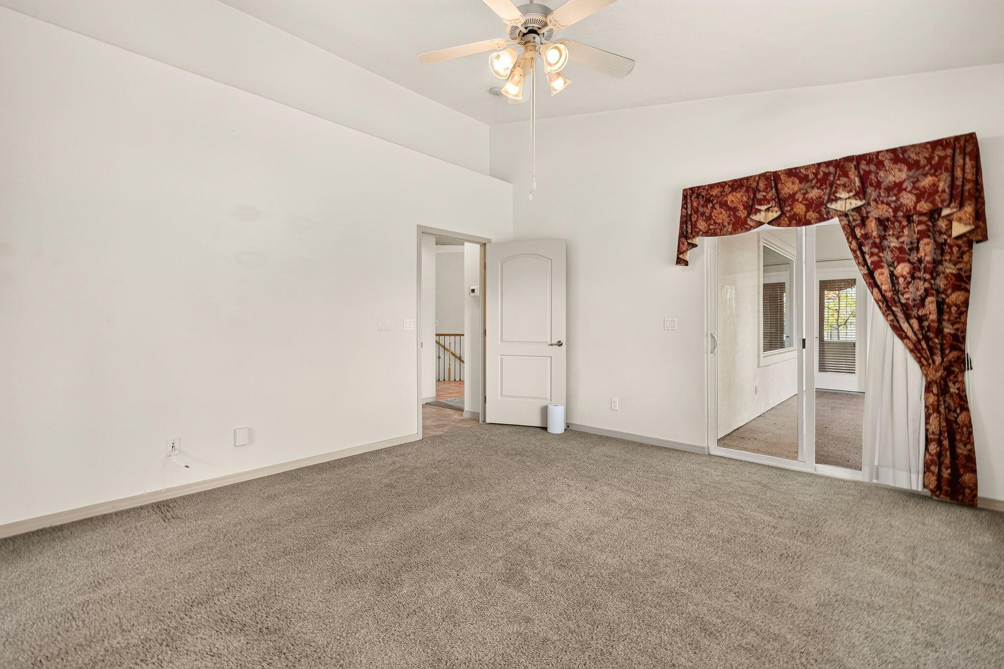 EMERALD SPRINGS TOWNHOMES - Residential