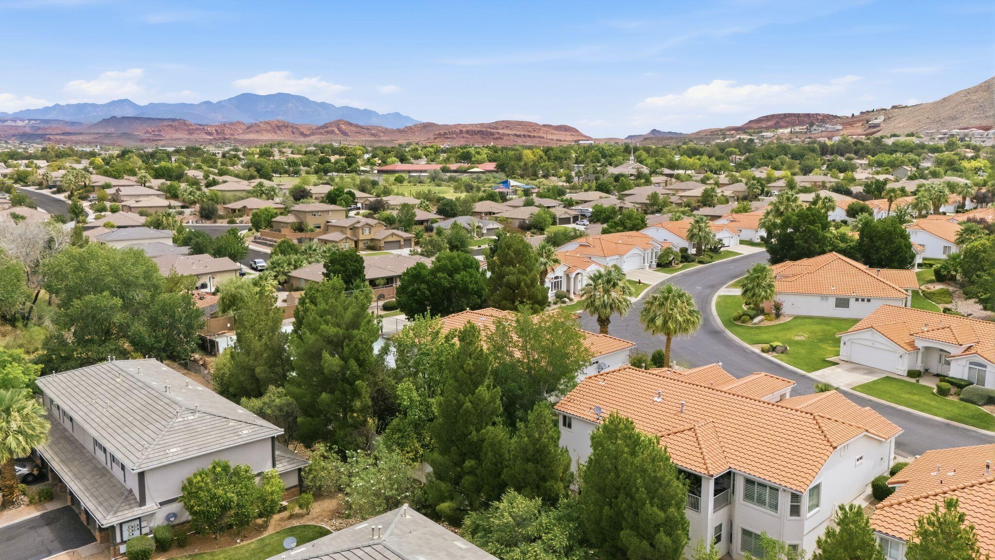EMERALD SPRINGS TOWNHOMES - Residential