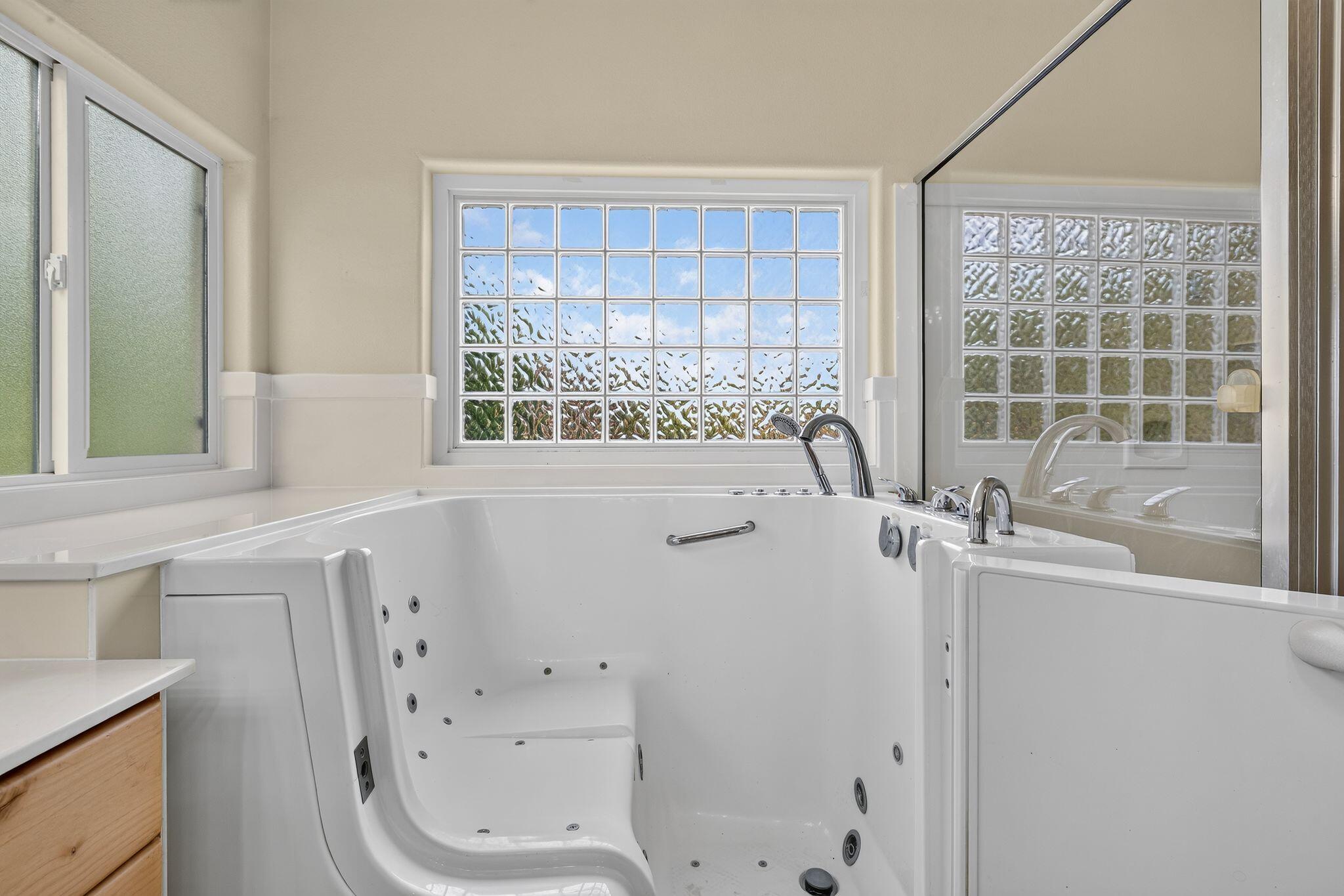 EMERALD SPRINGS TOWNHOMES - Residential