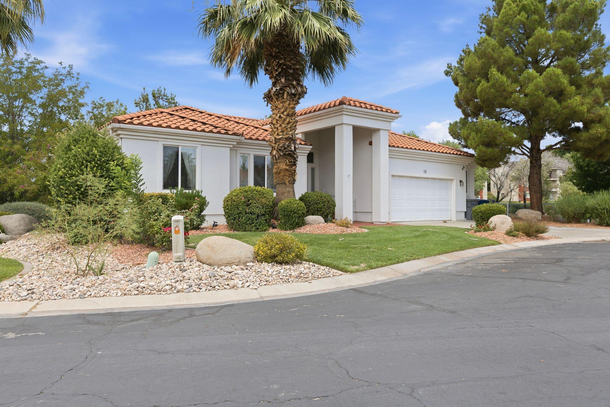EMERALD SPRINGS TOWNHOMES - Residential
