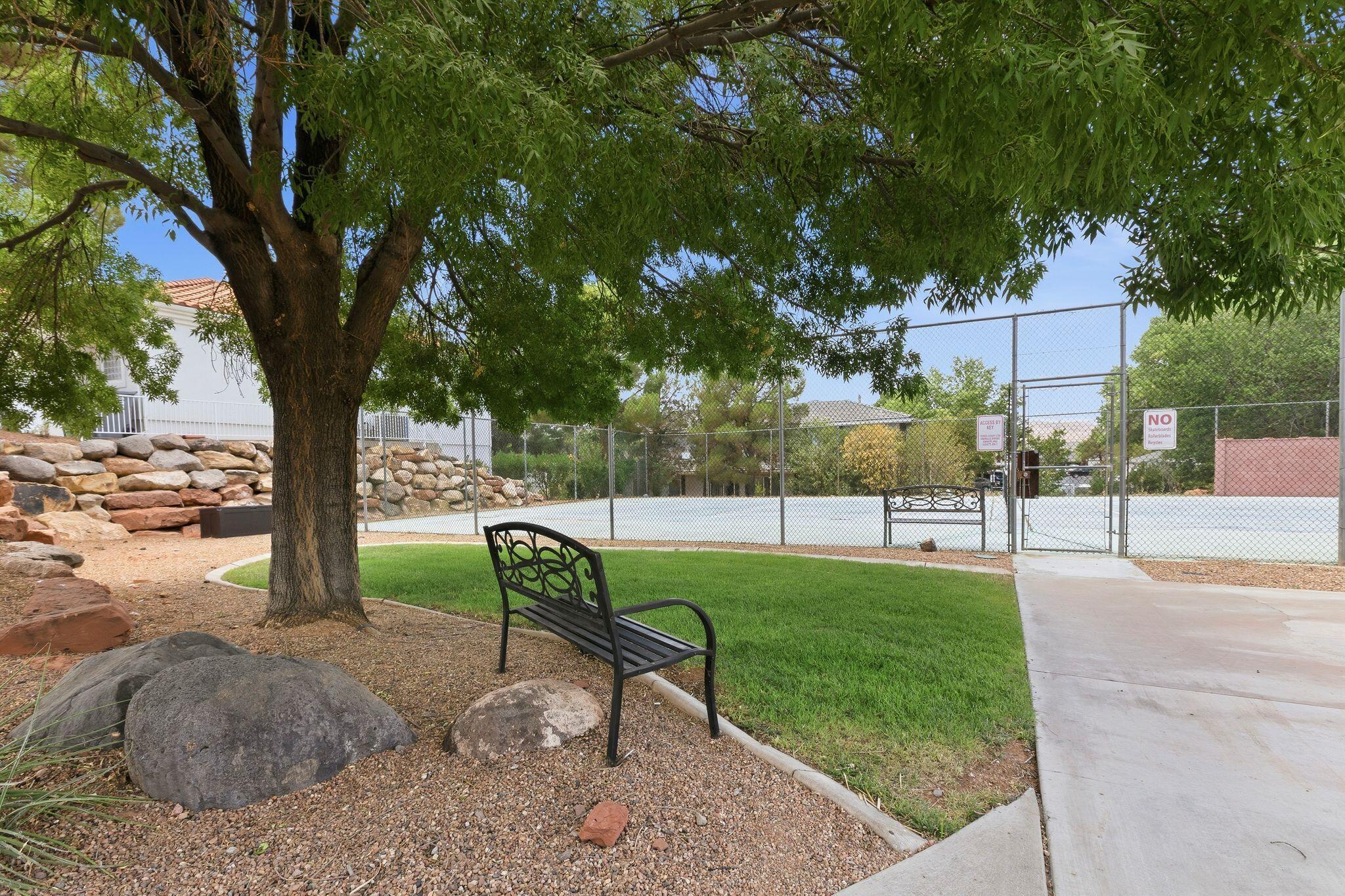 EMERALD SPRINGS TOWNHOMES - Residential