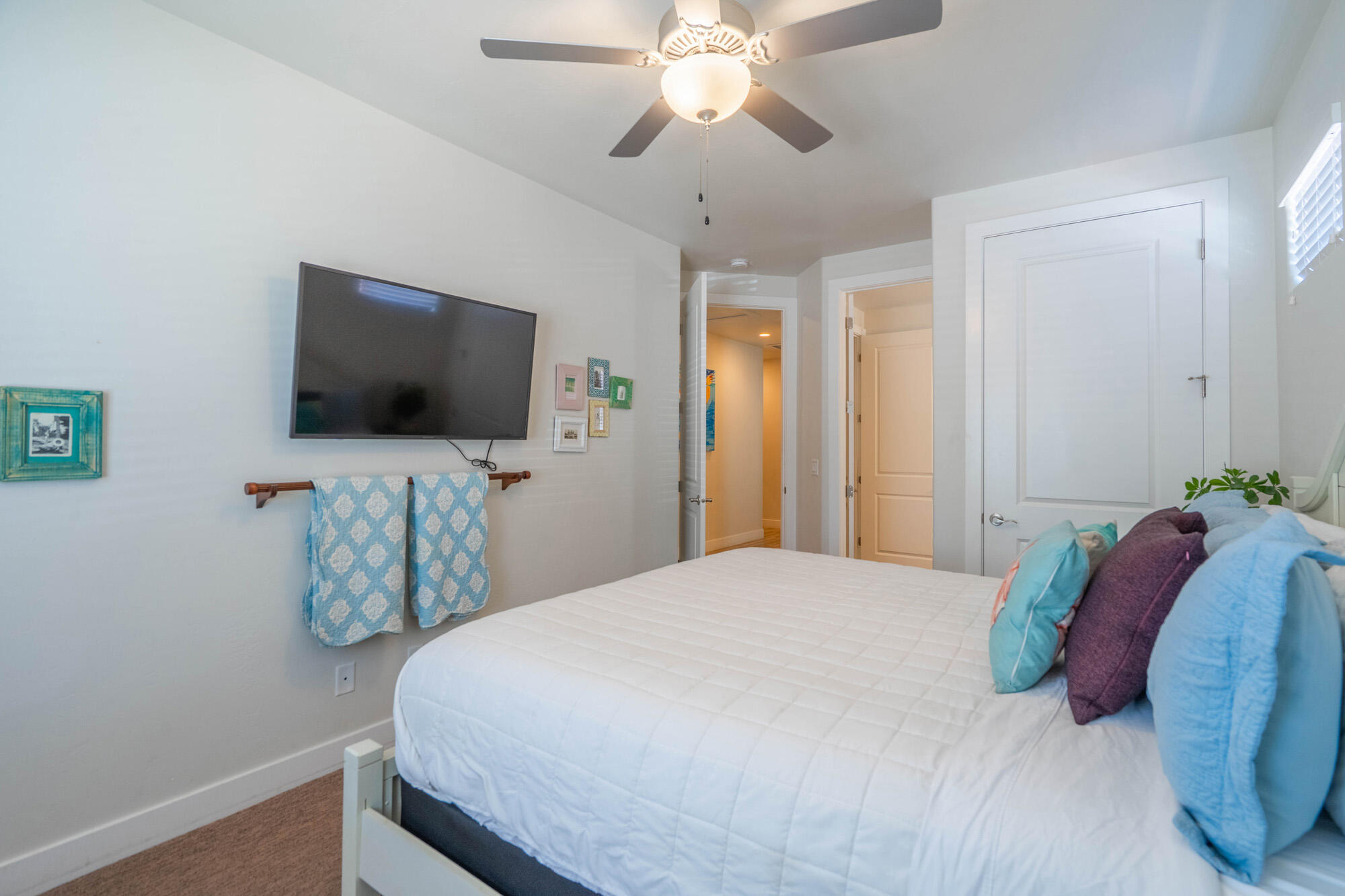 PARADISE VILLAGE AT ZION - Residential