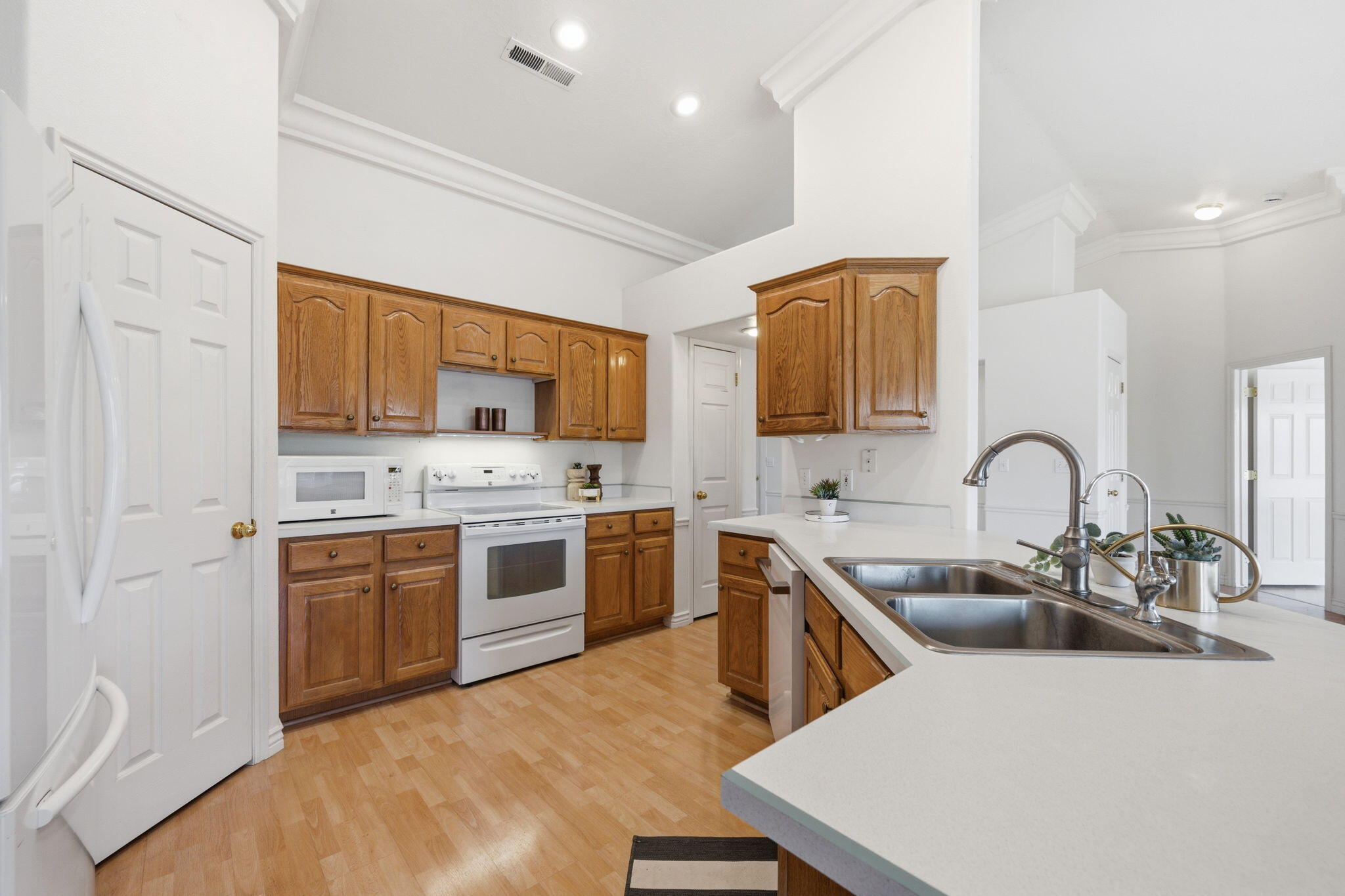 MEADOW CREEK ESTATES - Residential