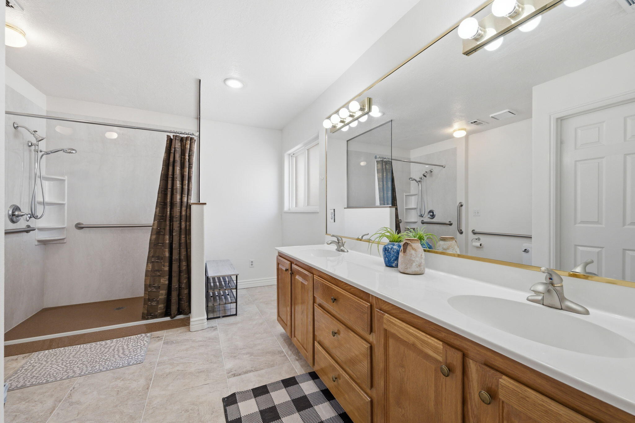 MEADOW CREEK ESTATES - Residential