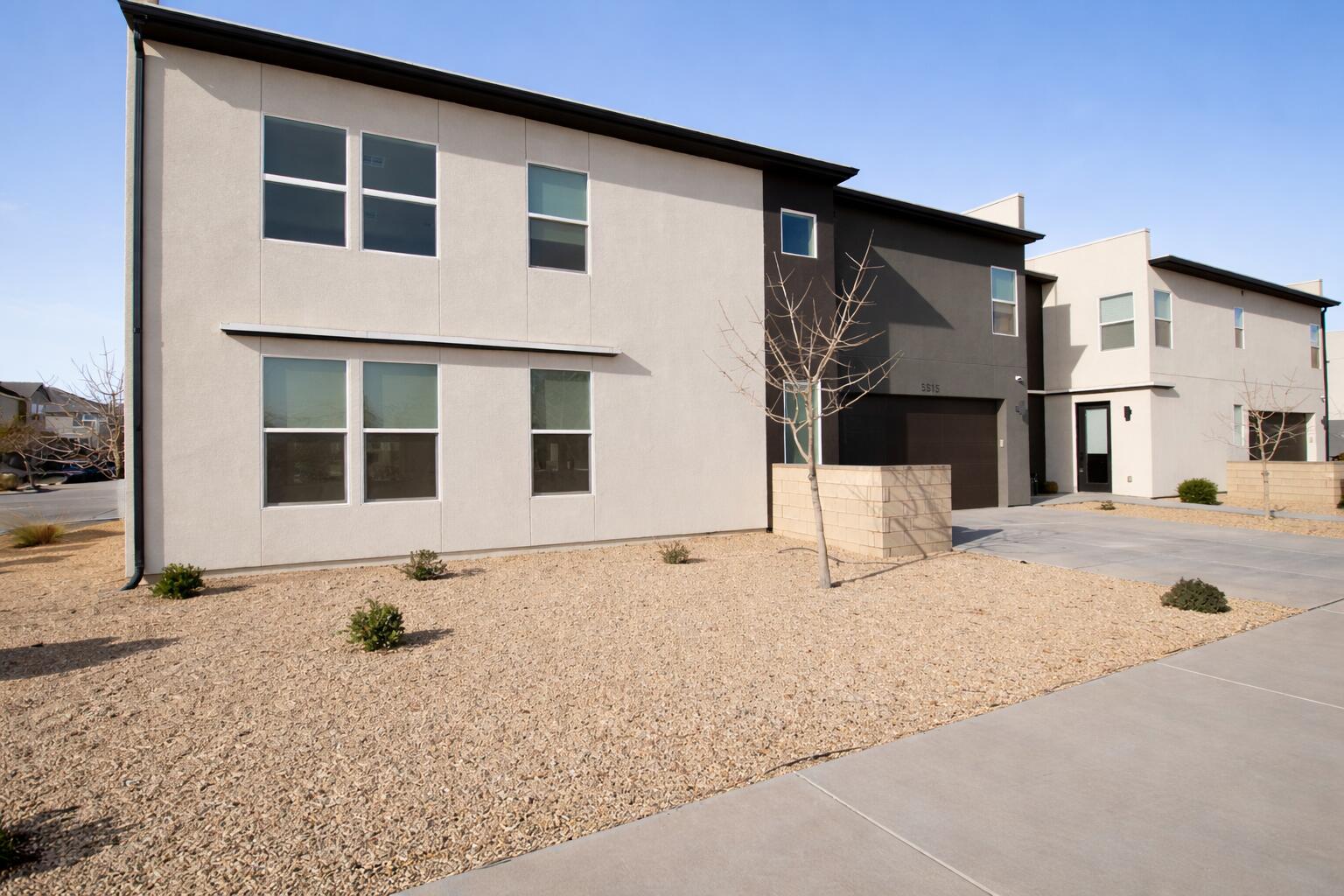 DESERT COLOR AUBURN HILLS - Residential