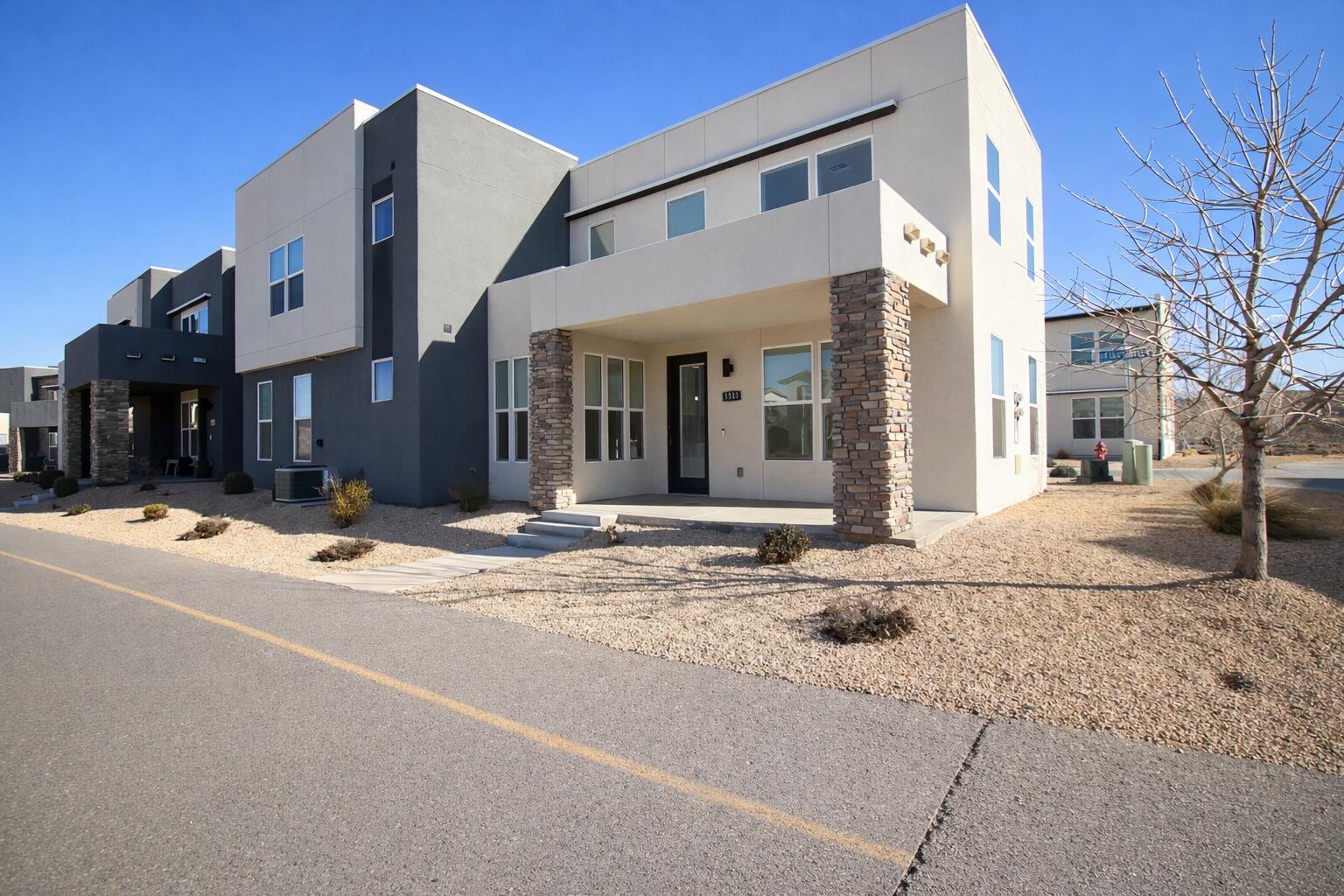 DESERT COLOR AUBURN HILLS - Residential