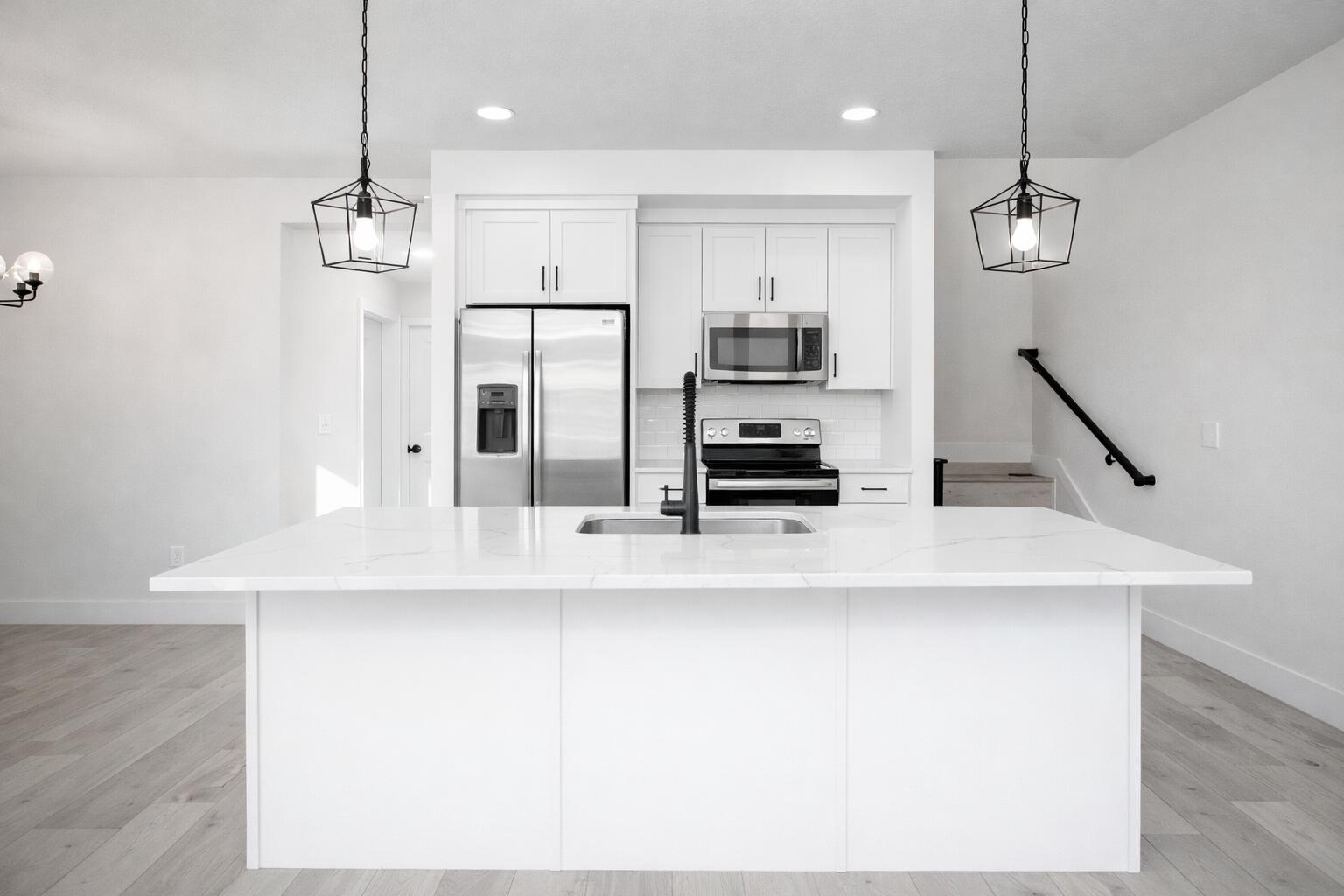 DESERT COLOR AUBURN HILLS - Residential