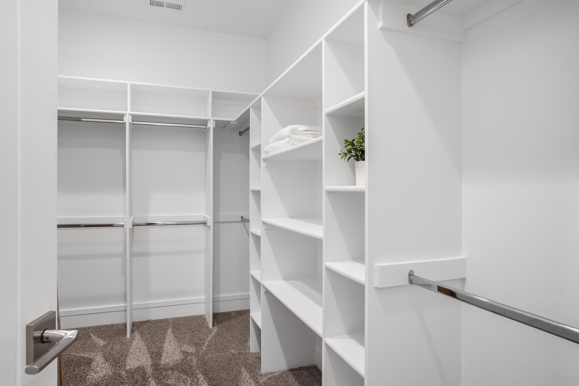VIRGIN TOWNSITE - Residential
