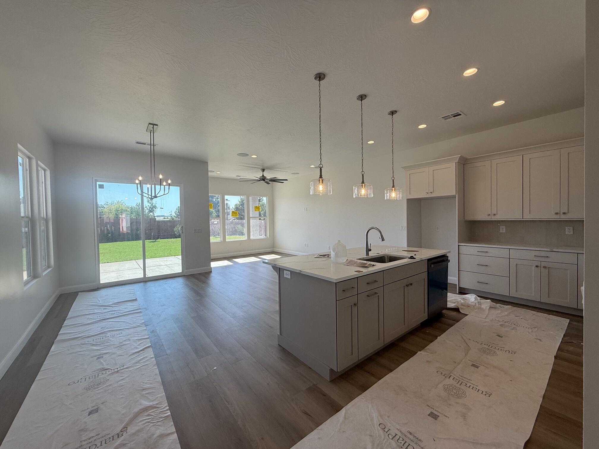 SERENITY ESTATES - Residential
