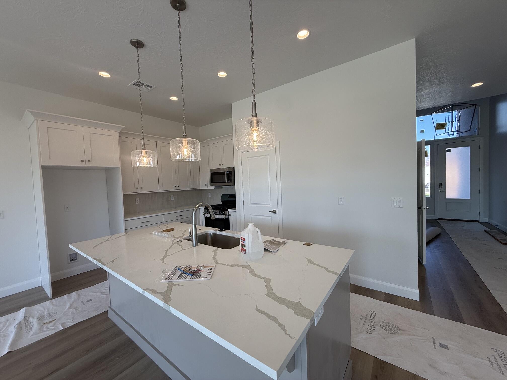 SERENITY ESTATES - Residential