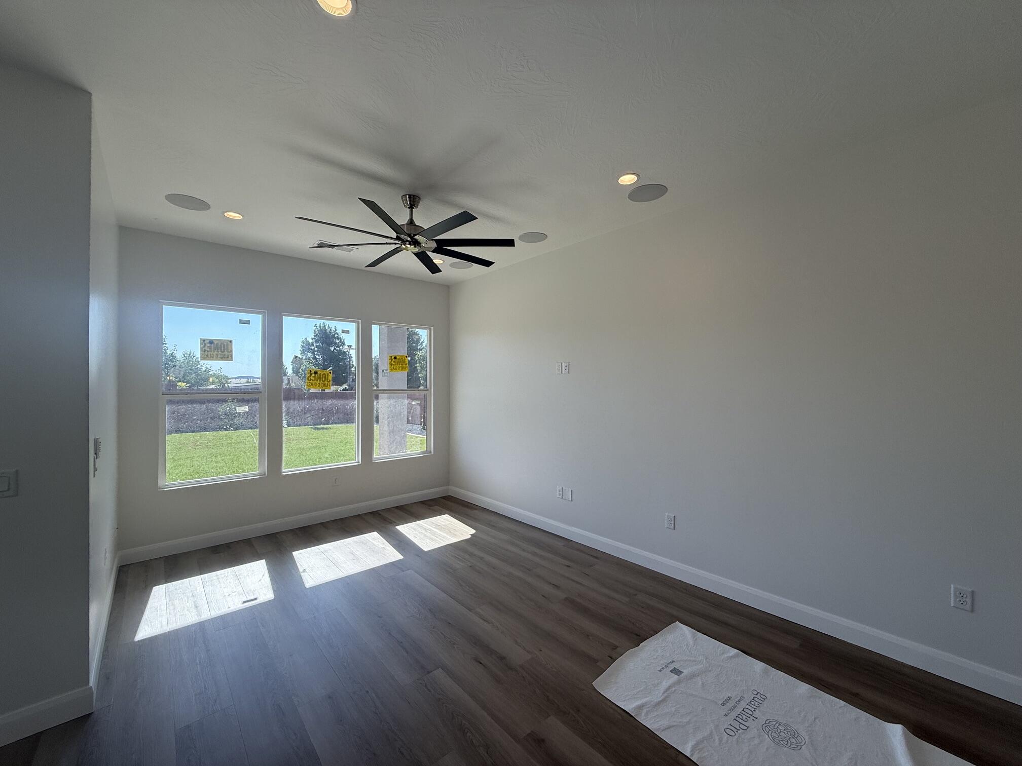 SERENITY ESTATES - Residential