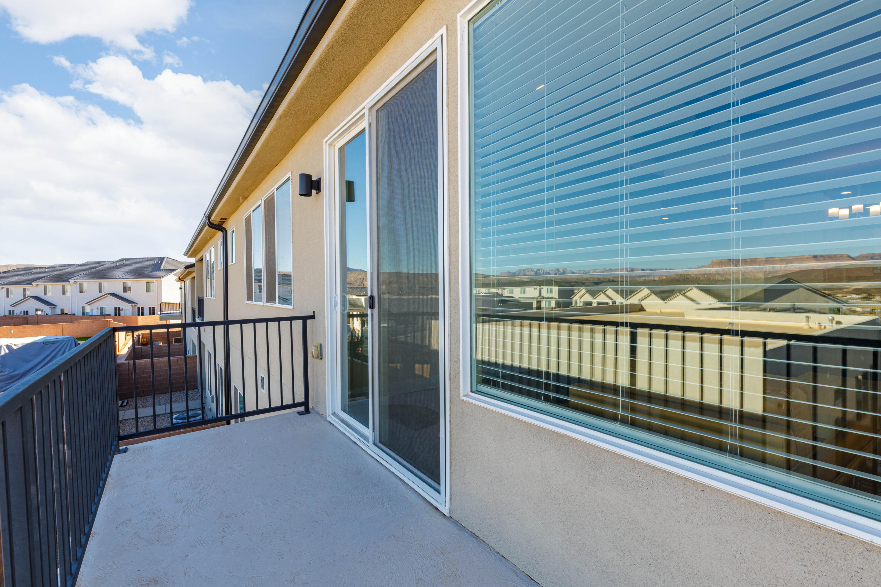 HURRICANE VIEWS - Residential