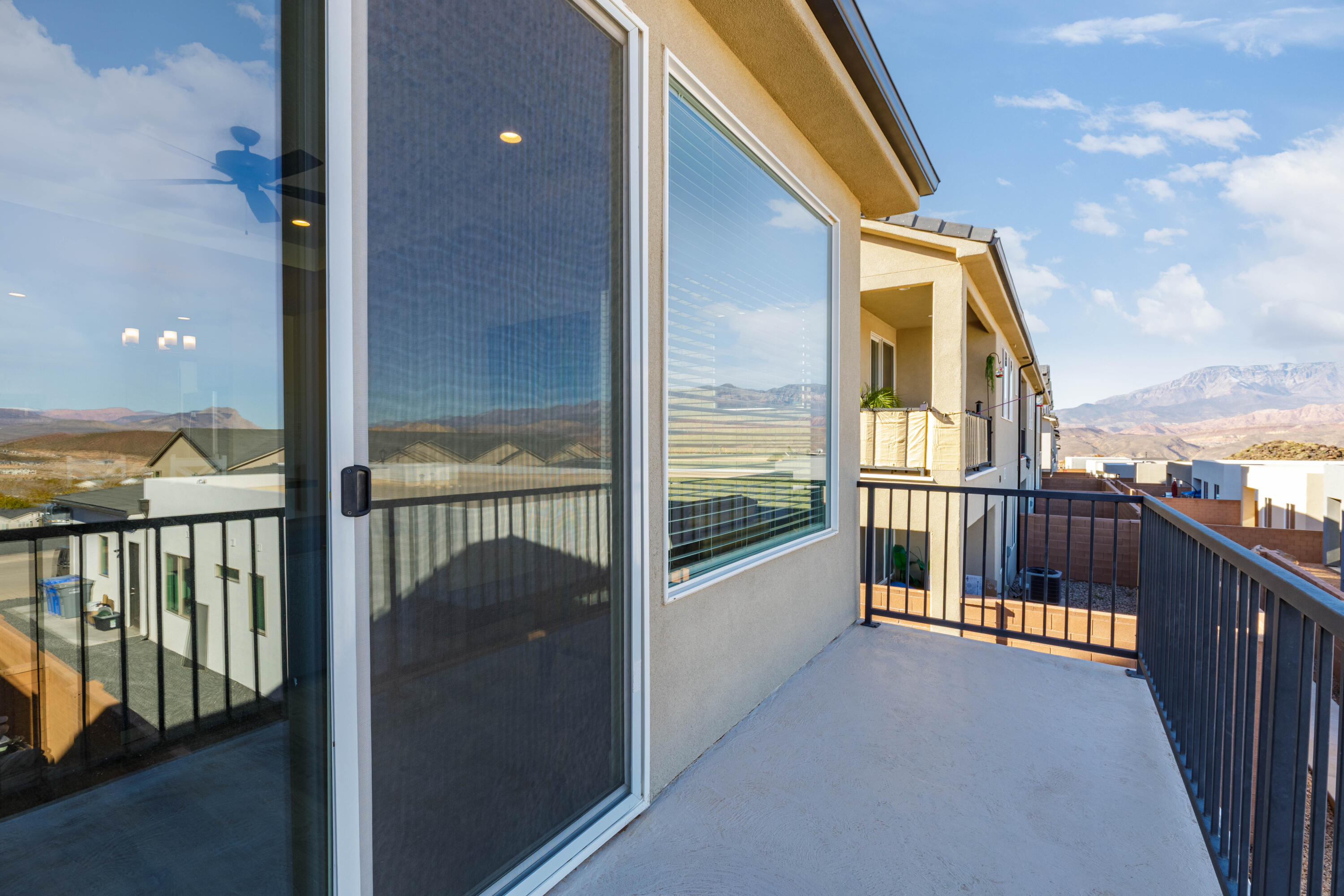 HURRICANE VIEWS - Residential