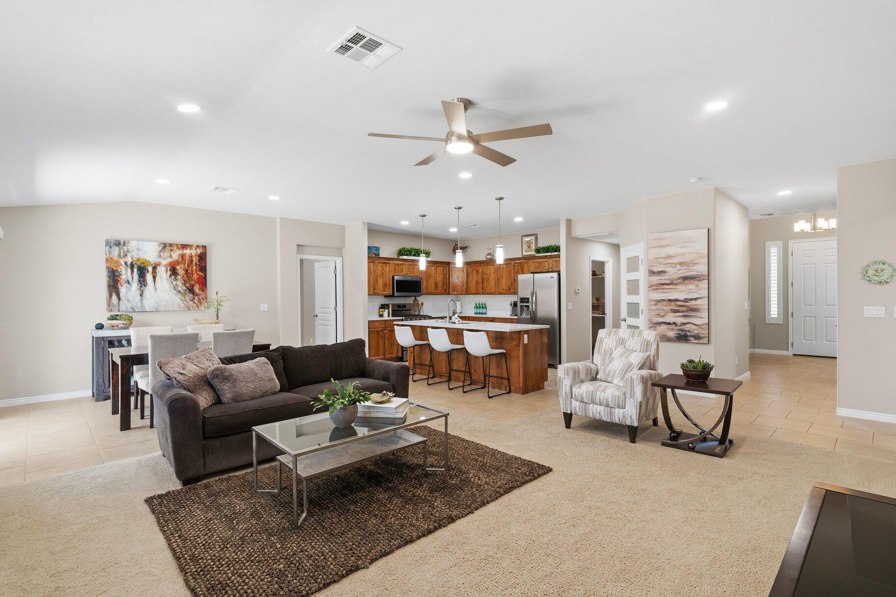 SUN CREST WEST - Residential