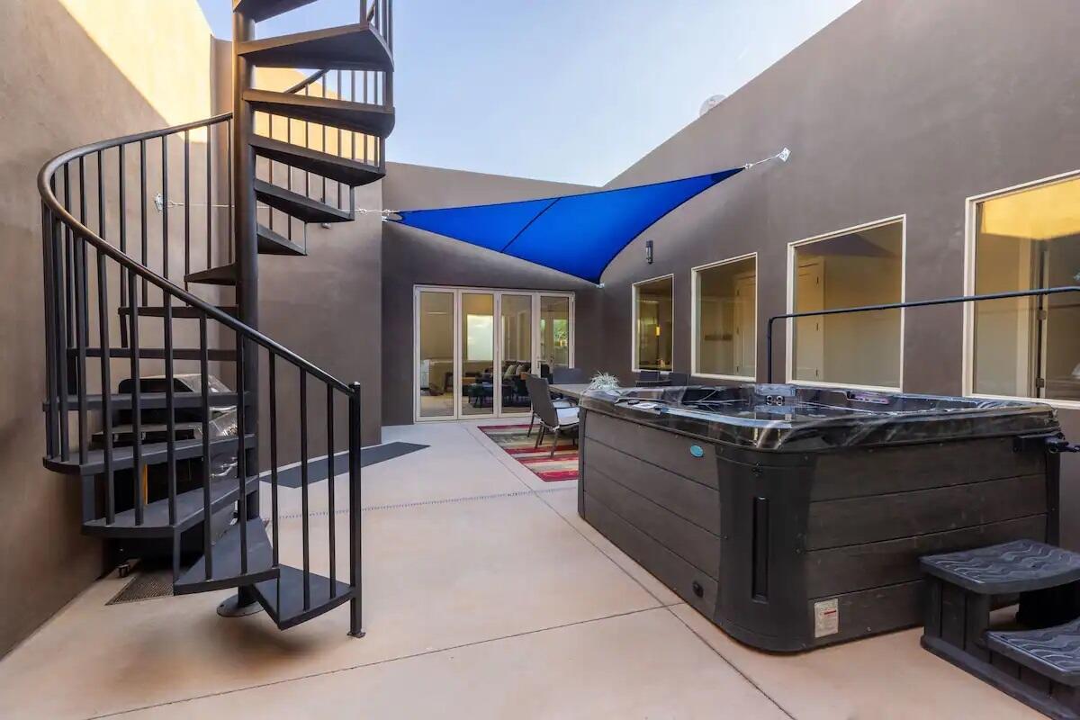 RETREAT AT SAND HOLLOW RESORT - Residential