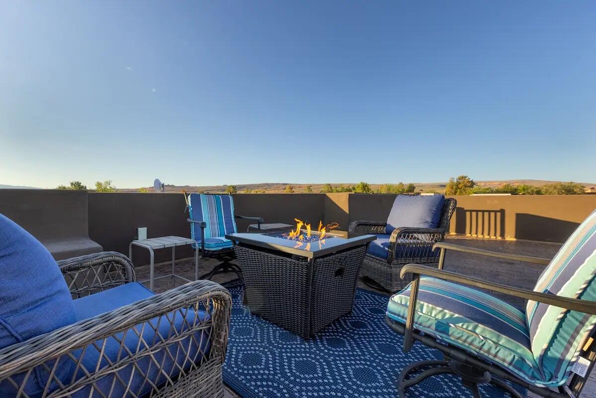 RETREAT AT SAND HOLLOW RESORT - Residential