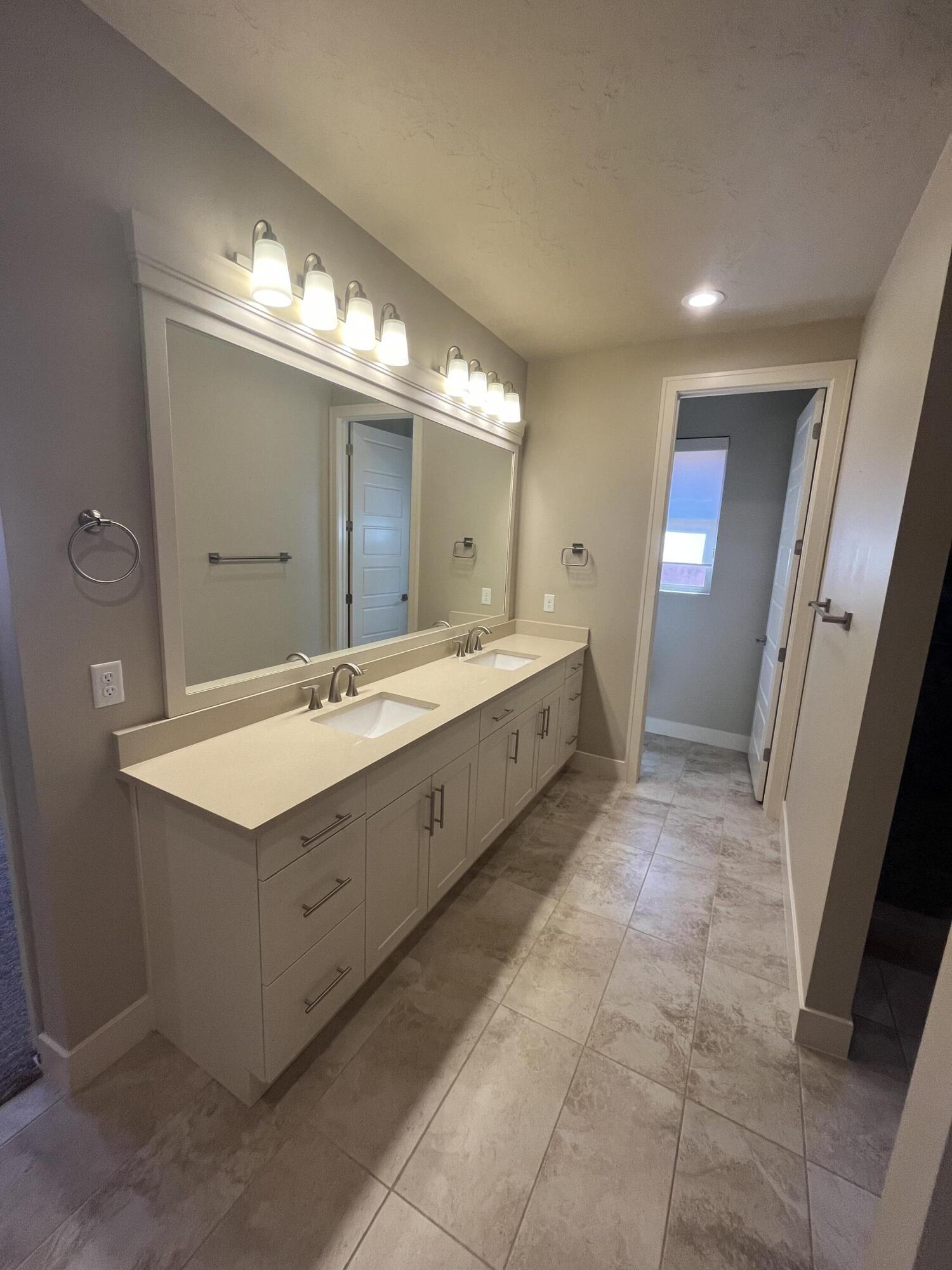 PRIMROSE POINT - Residential