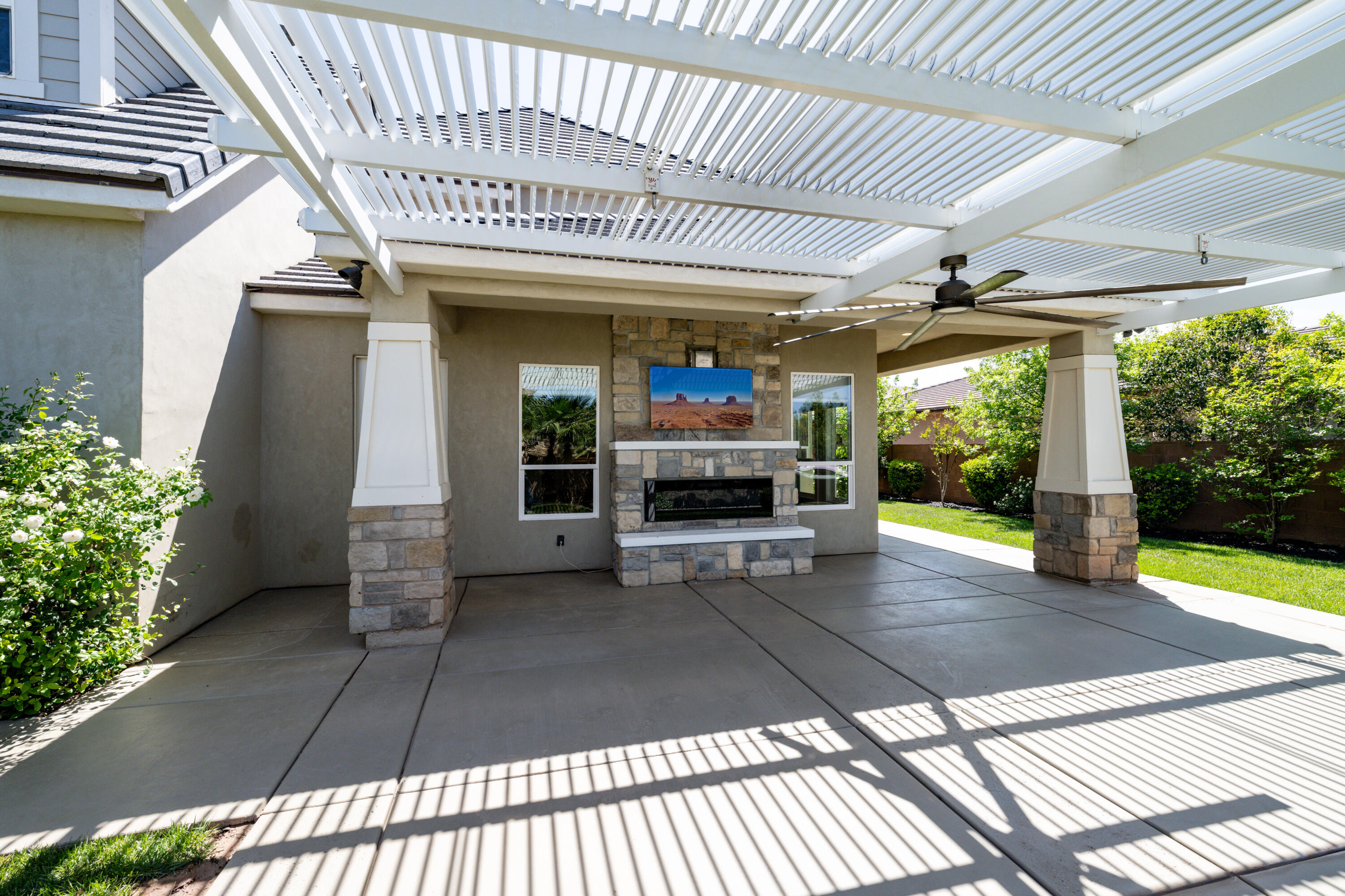 FIELDSTONE - Residential