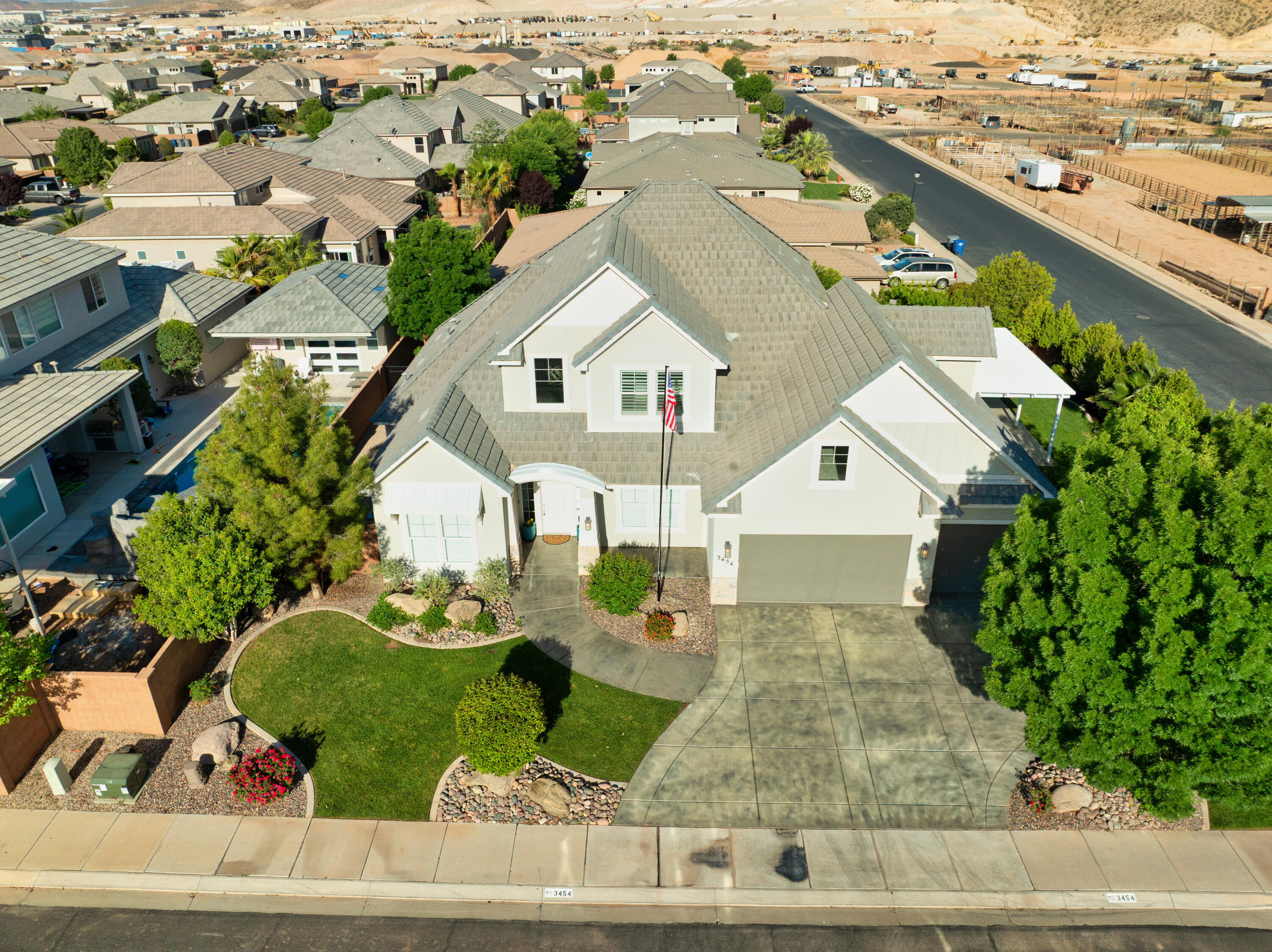 FIELDSTONE - Residential