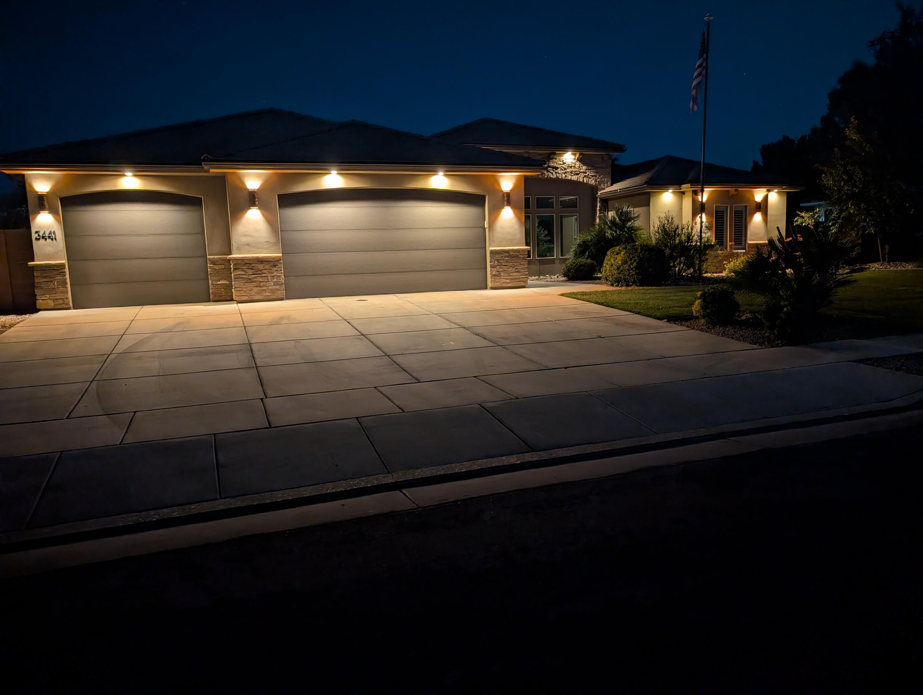BROOKHAVEN FIELDS - Residential