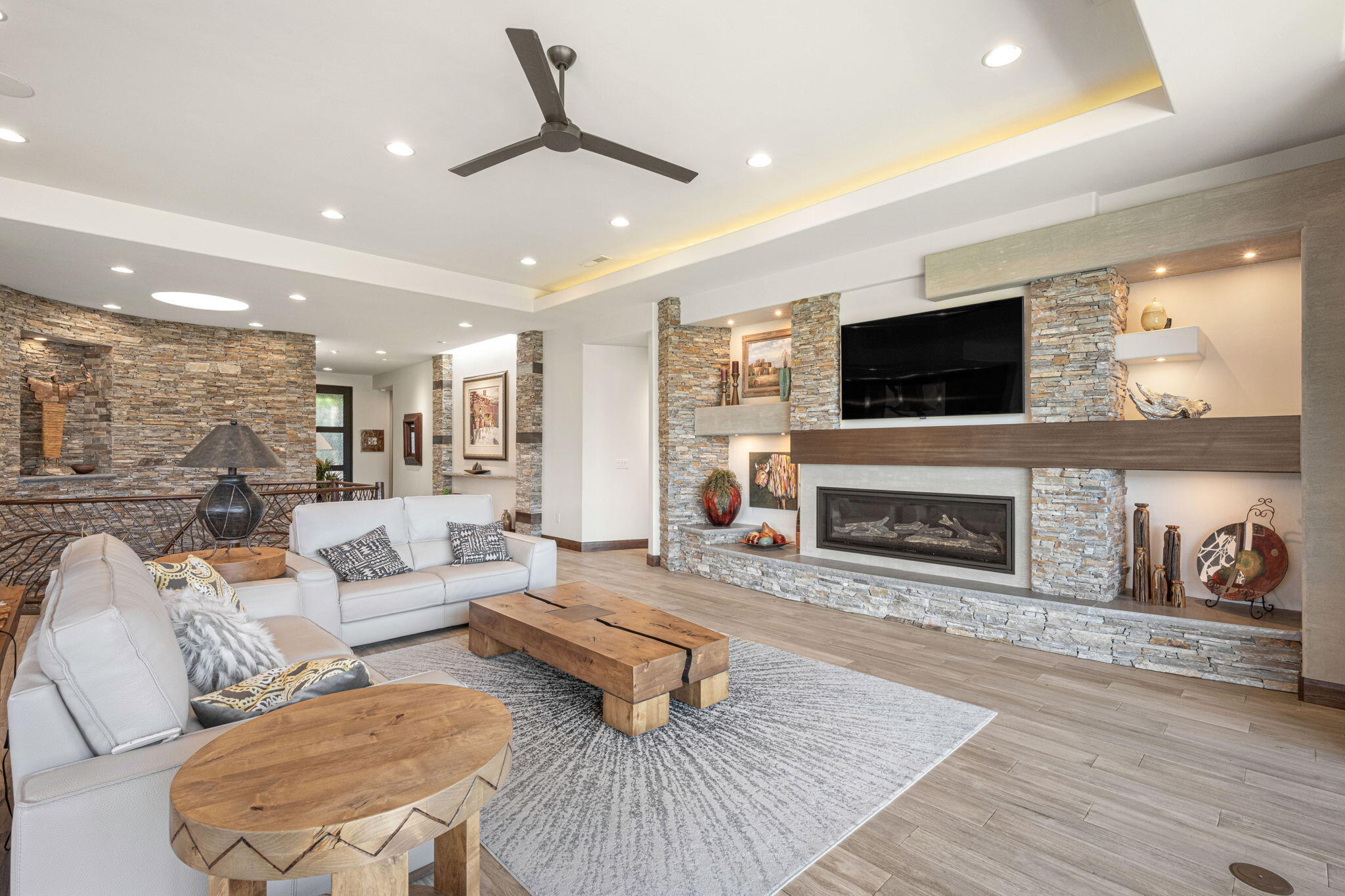ENTRADA RESERVE AT SNOW CANYON PATIO HOMES - Residential