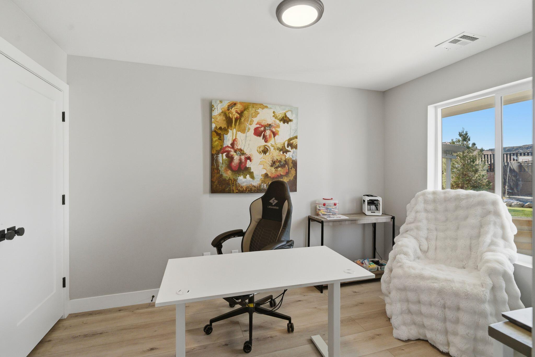 ST GEORGE TOWNSITE - Residential