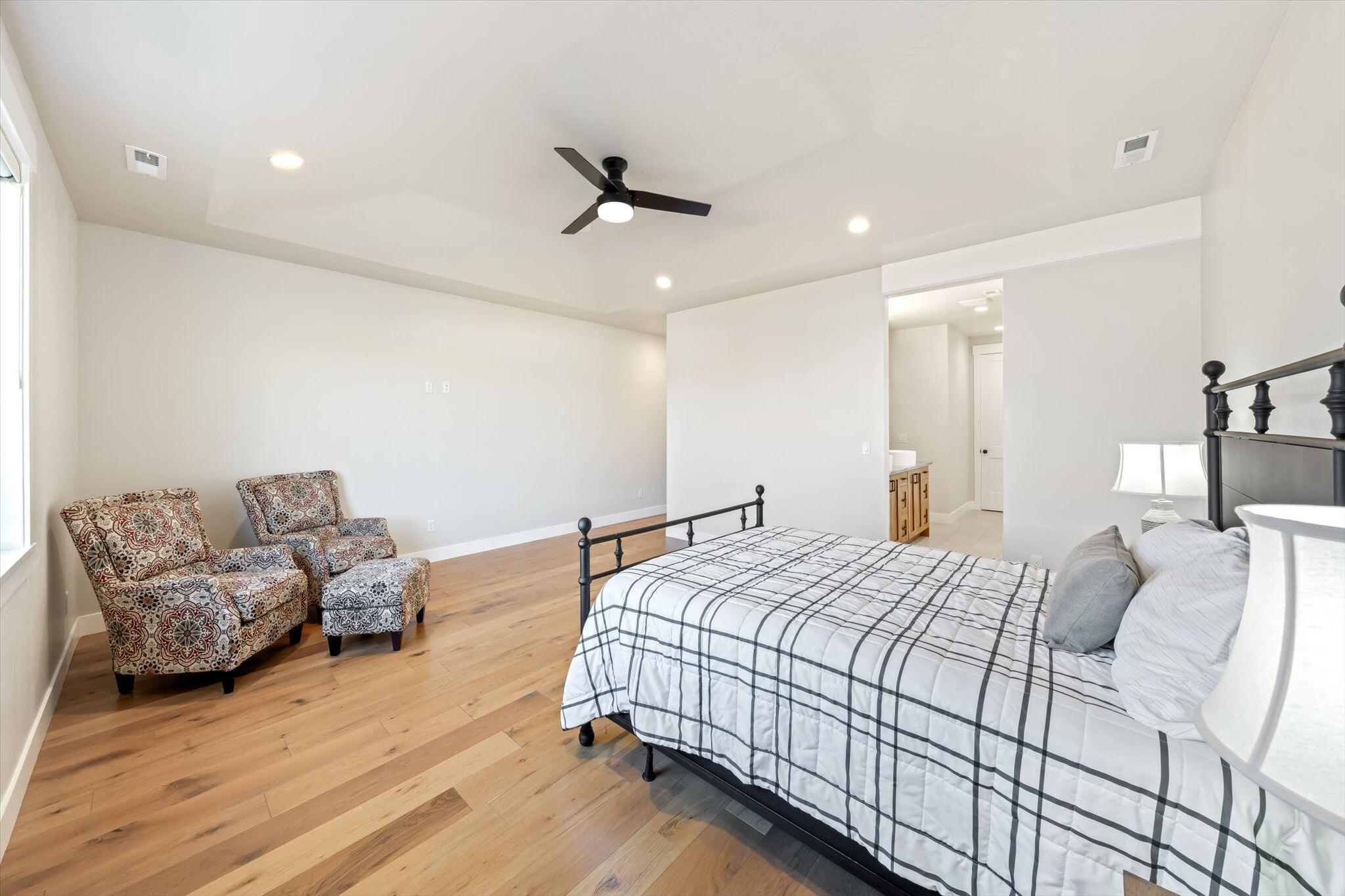 BELLA SOL AT SANTA CLARA - Residential