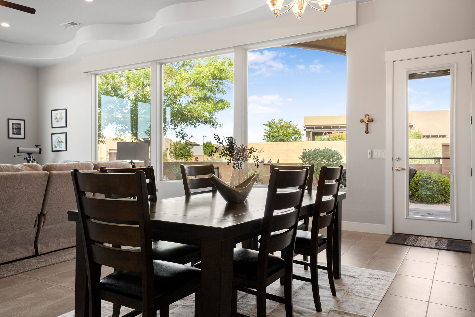 LEDGES OF SG WHITE ROCKS - Residential