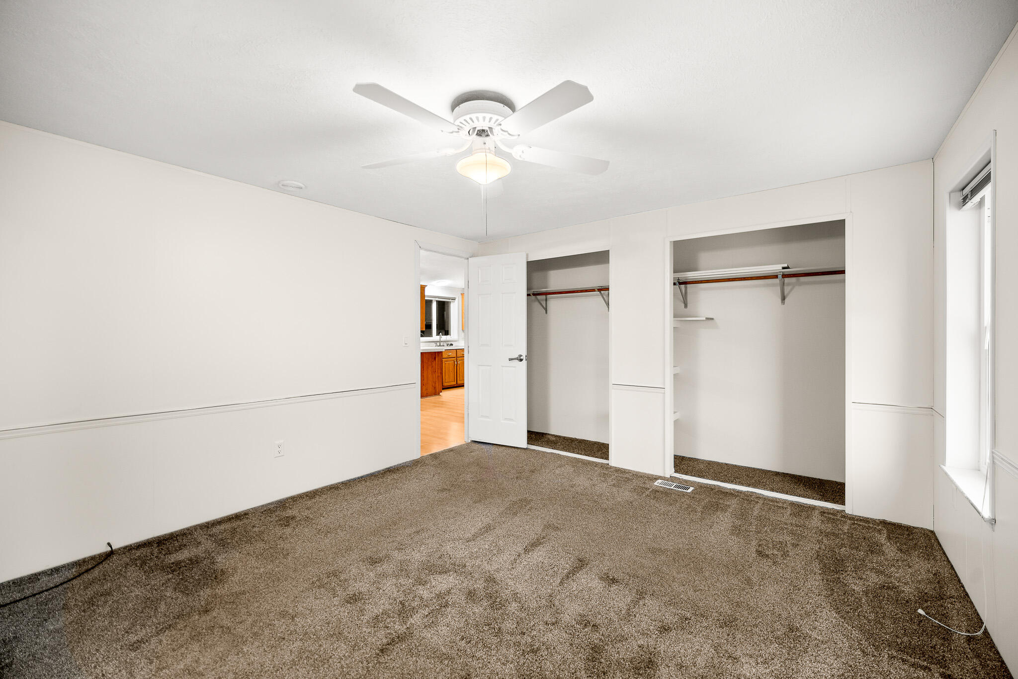 LAVA BLUFF MOBILE HOME PARK - Residential