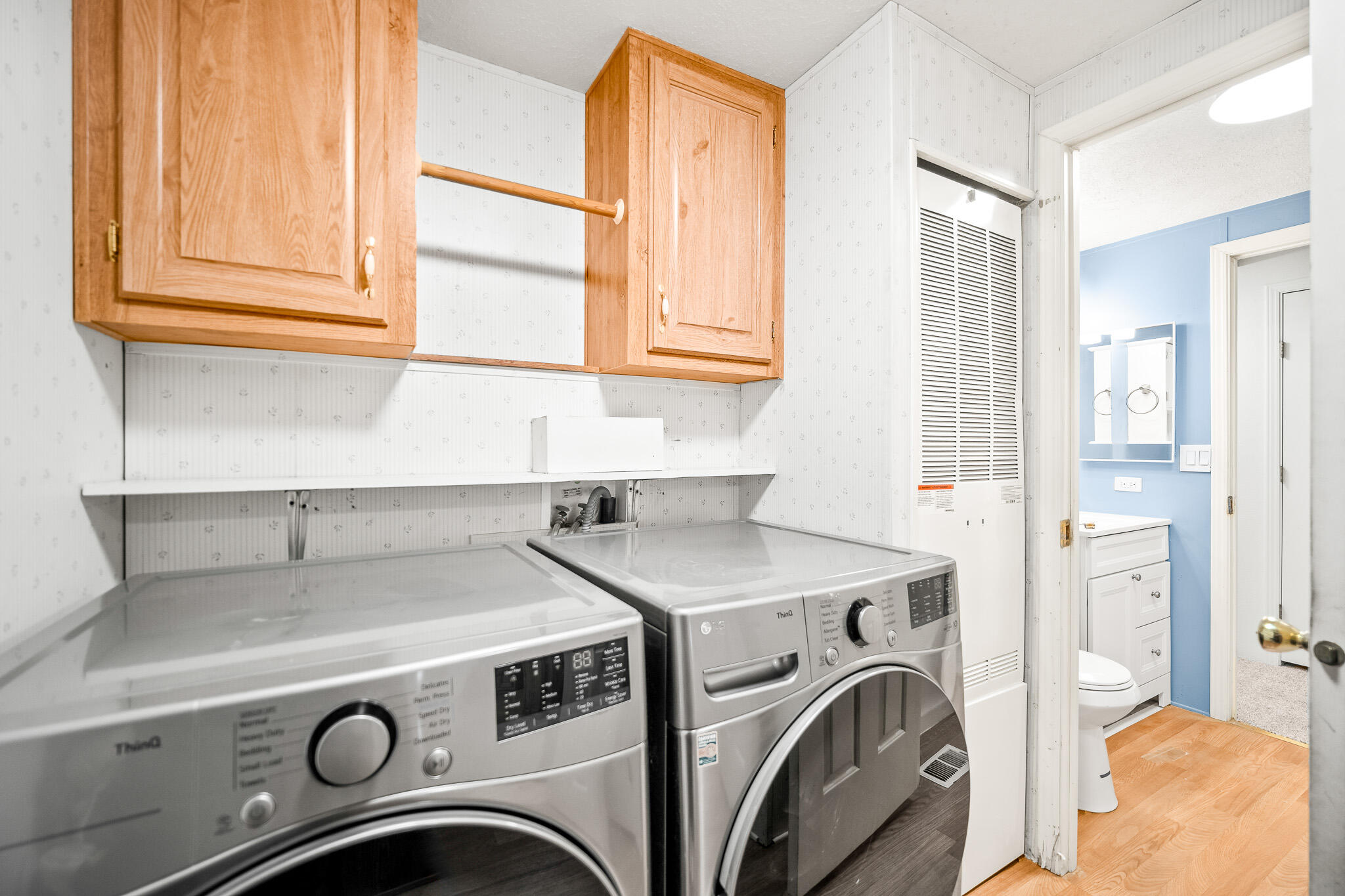 LAVA BLUFF MOBILE HOME PARK - Residential