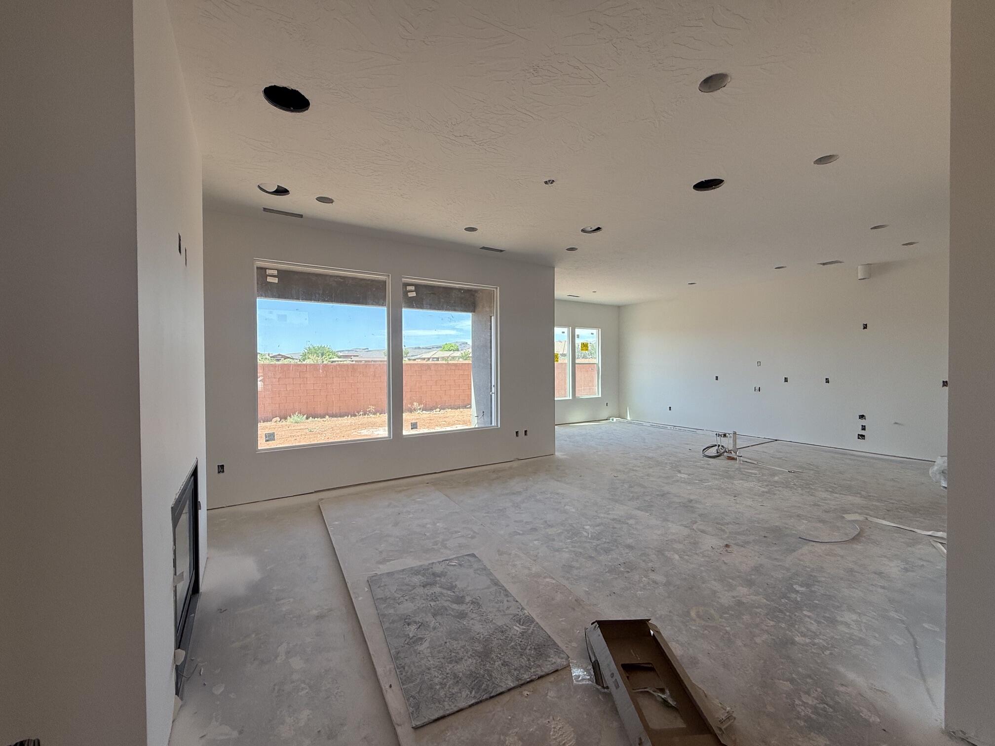 SERENITY ESTATES - Residential