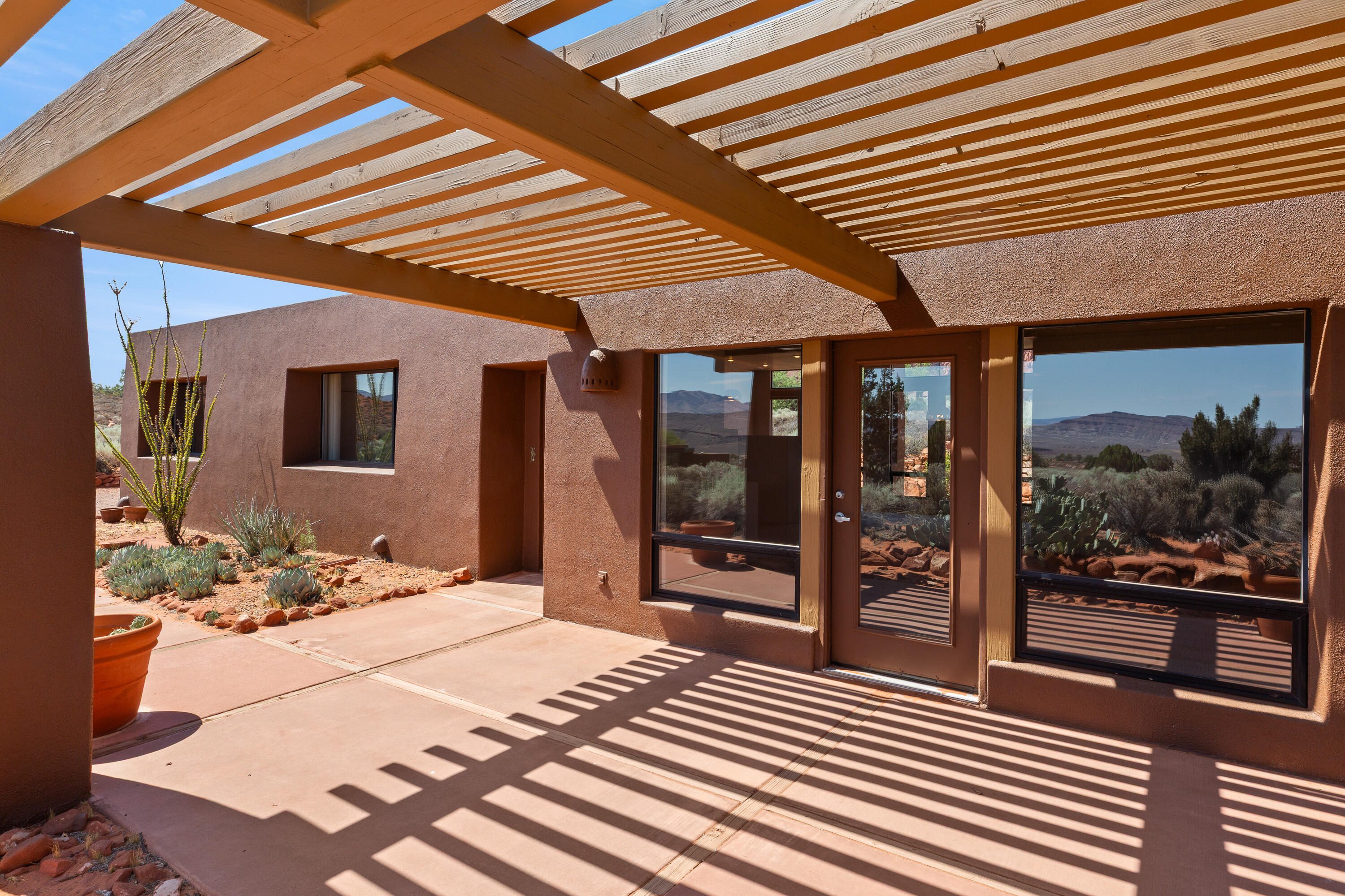 SHONTO - Residential