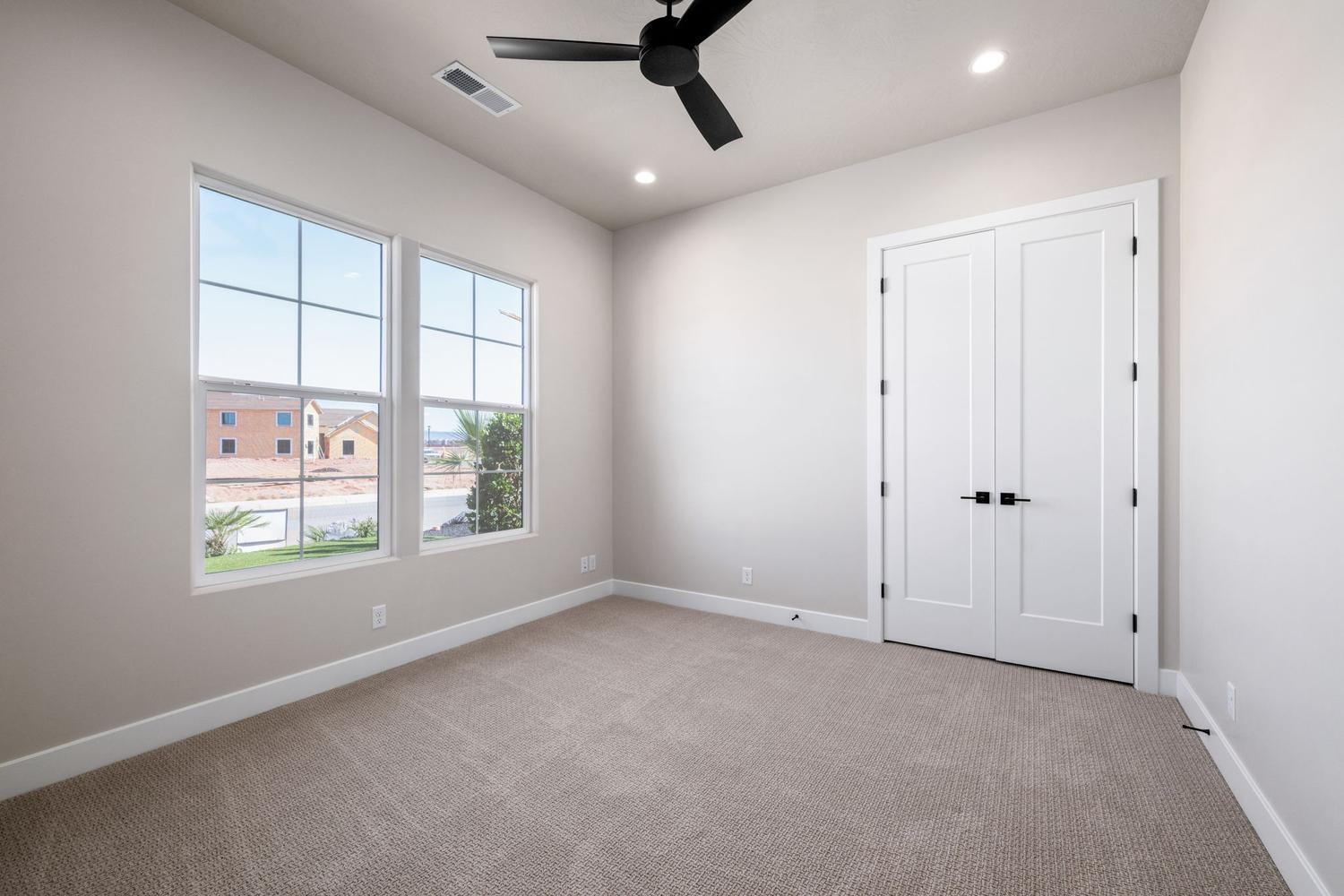 LAKESIDE AT STUCKI FARMS - Residential