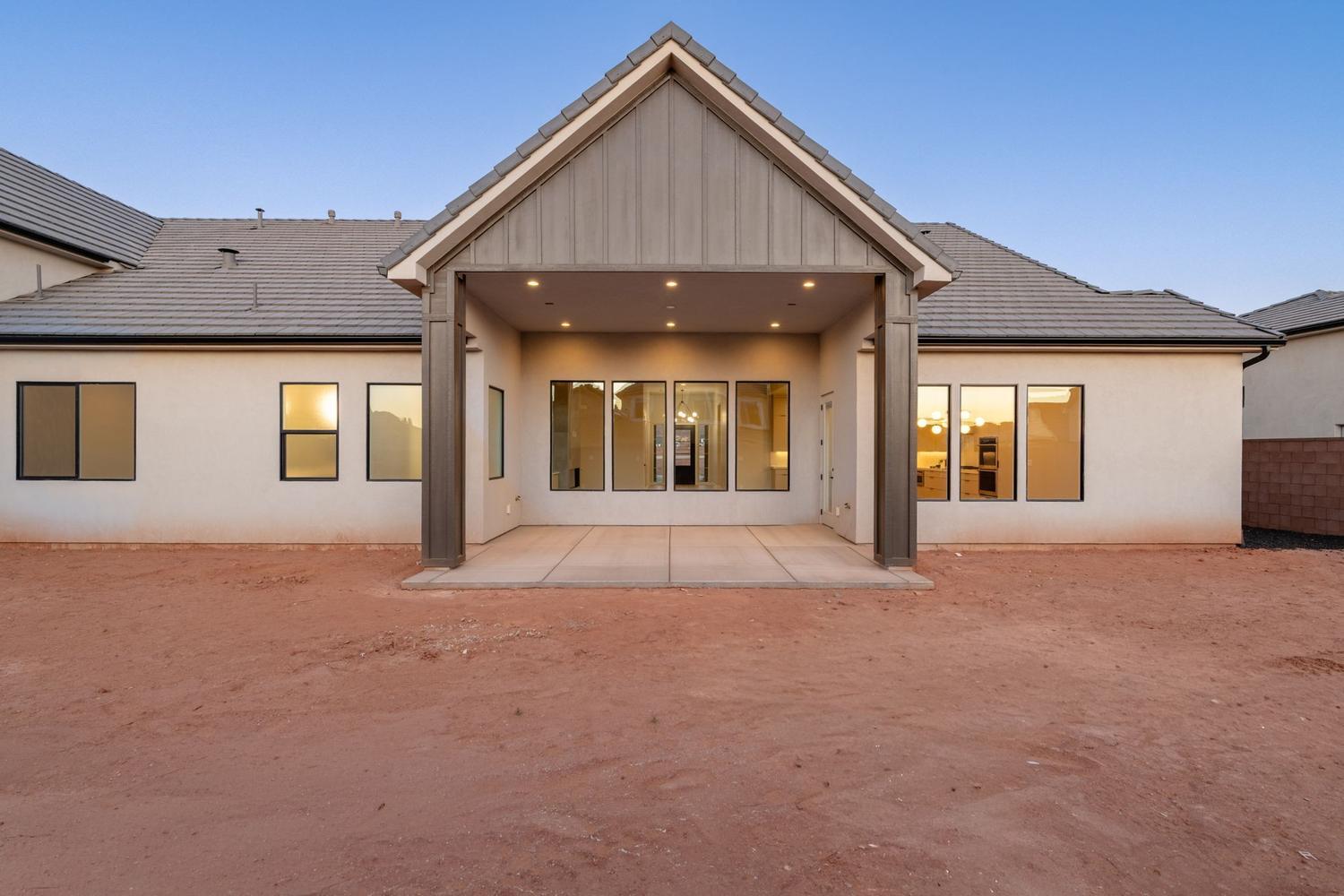 LAKESIDE AT STUCKI FARMS - Residential