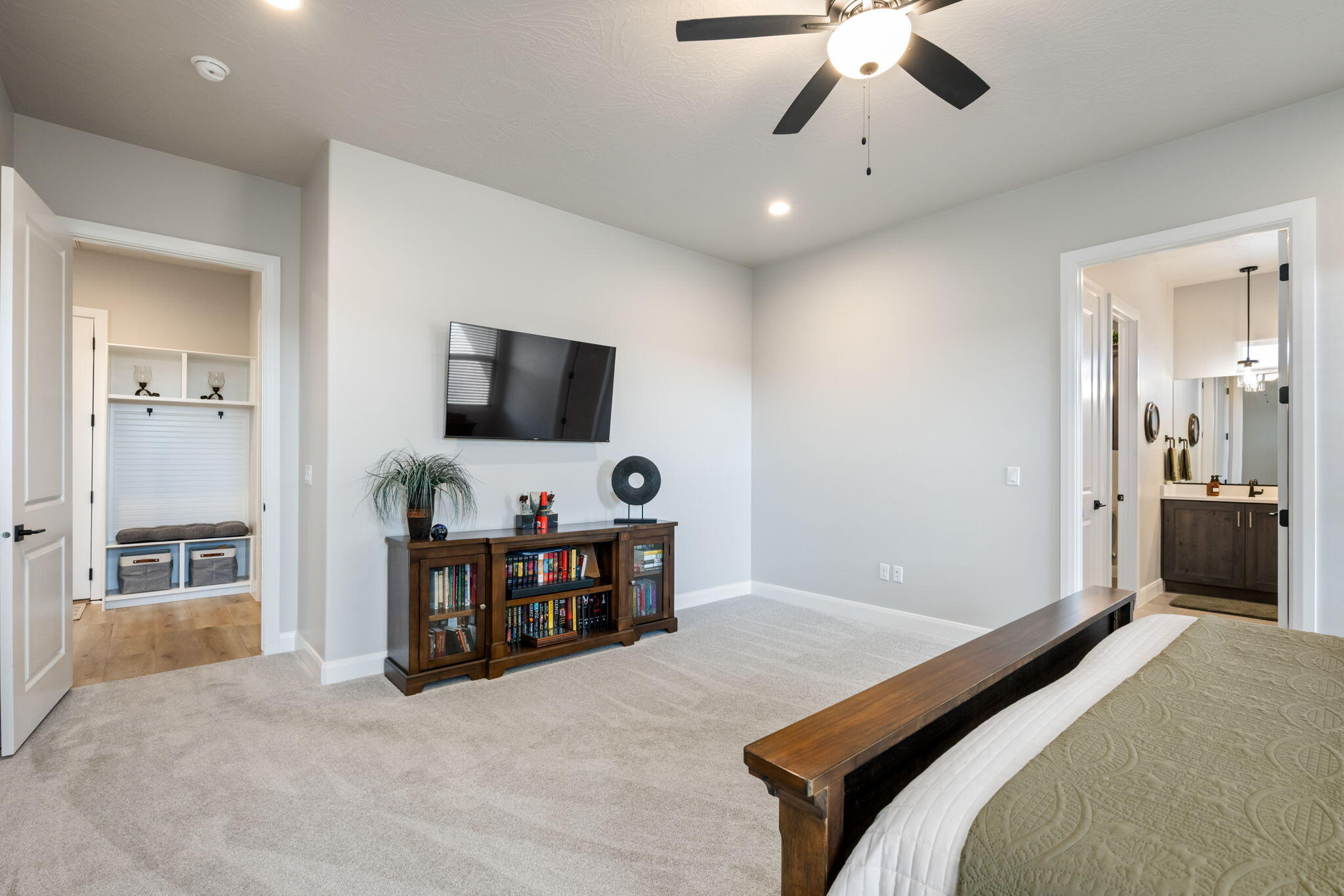 UNITY VILLAGE - Residential